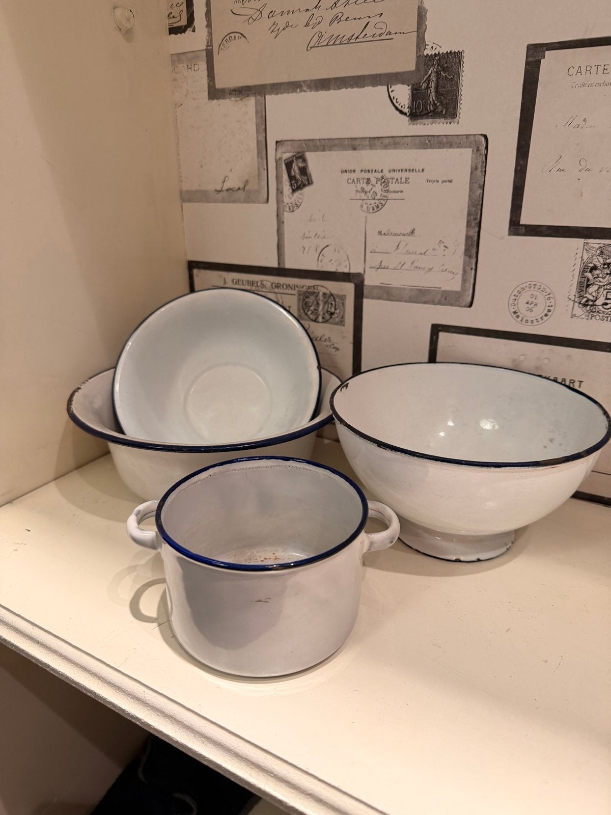 Brocante emaille kommetjes en pannetje, Ophalen of Verzenden