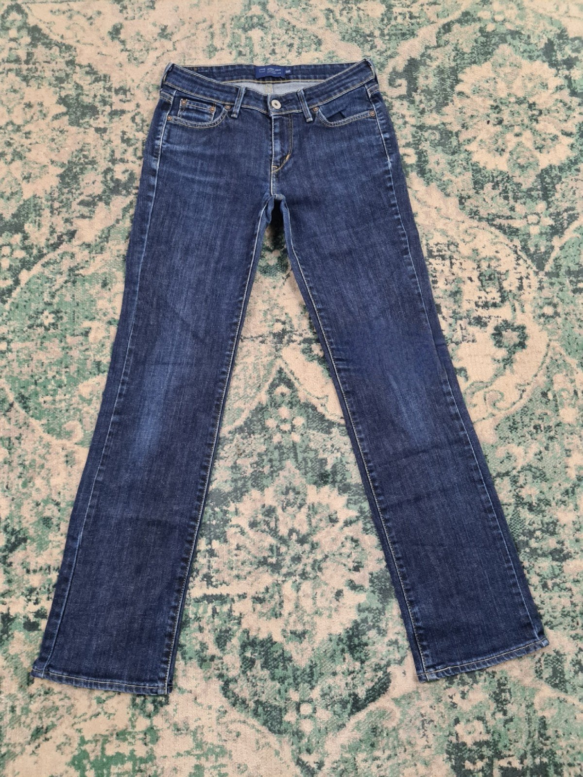 Levi’s slight curve classistraight leg W26 L30 WMN Tulsi2630, Blauw, Ophalen of Verzenden, Zo goed als nieuw, W27 (confectie 34) of kleiner