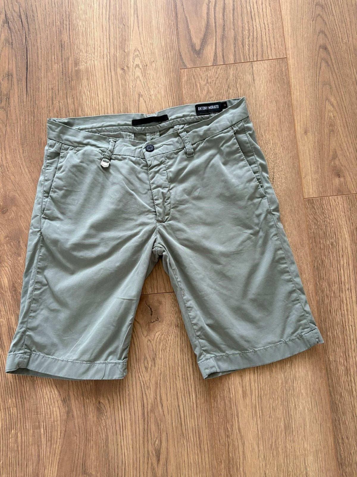 Korte broek, Kinderen en Baby's, Kinderkleding | Maat 158, Ophalen of Verzenden, Zo goed als nieuw, Jongen of Meisje, Broek