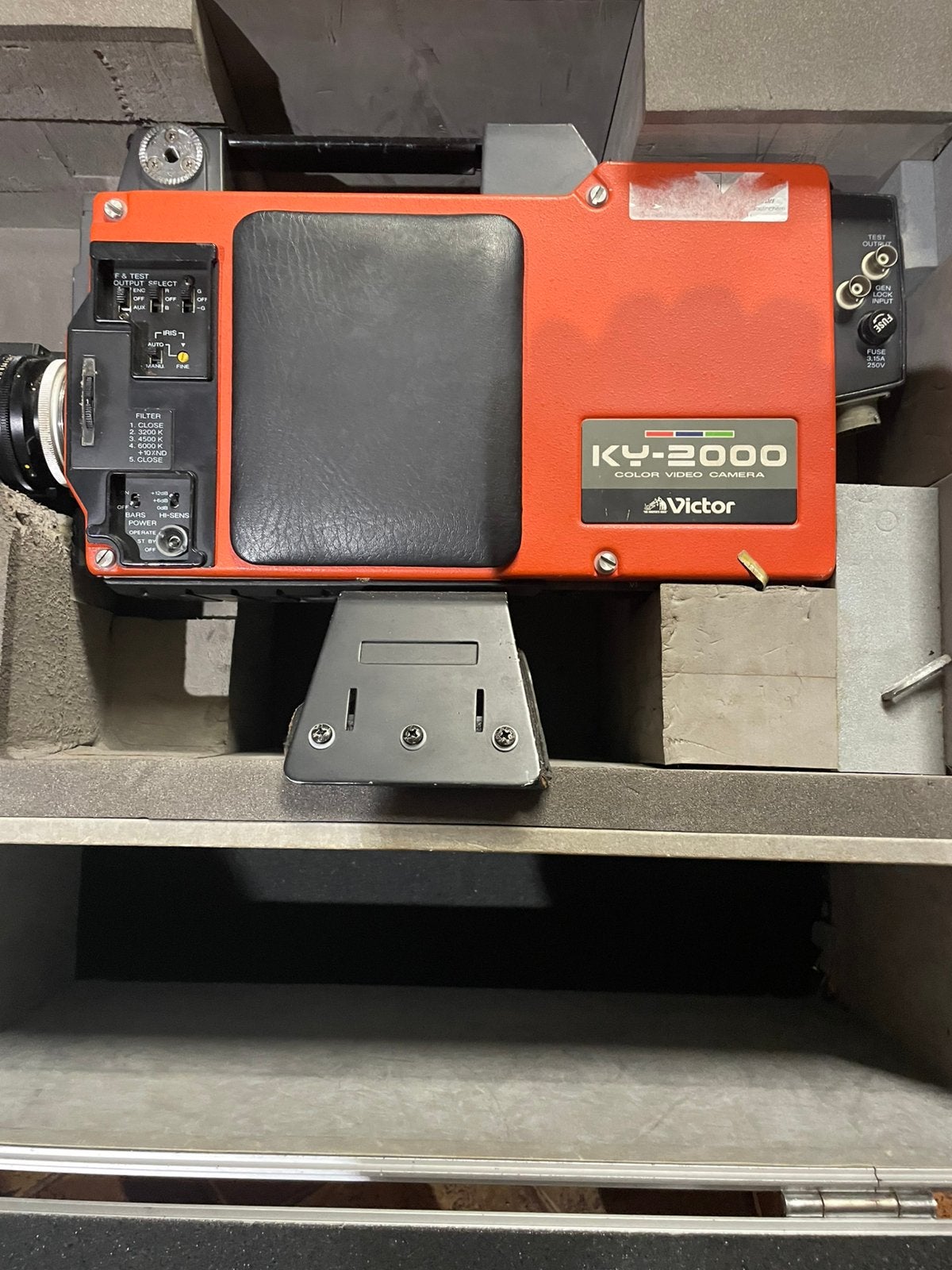 JVC VIDEO CAMERA KY 2000 professional, Ophalen, JVC, 20x of meer
