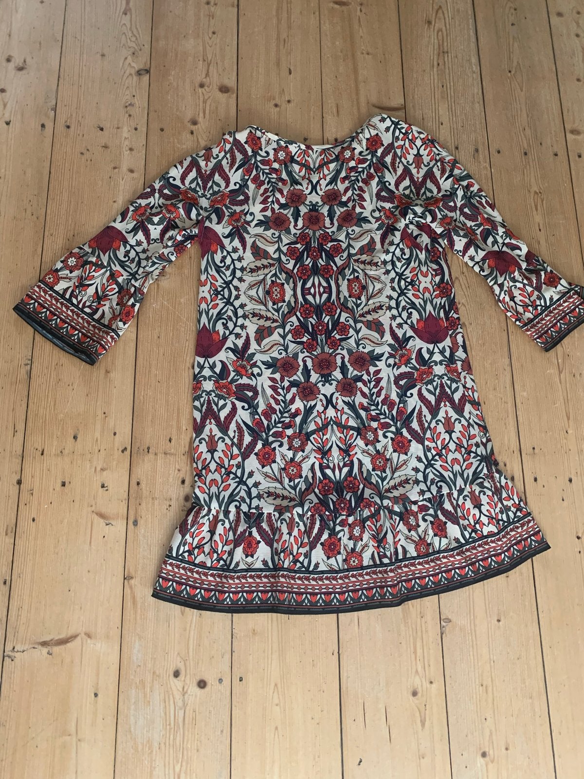 Luchtig jurkje van Vanilia maat M, Maat 38/40 (M), Meerkleurig, Ophalen of Verzenden, Gedragen