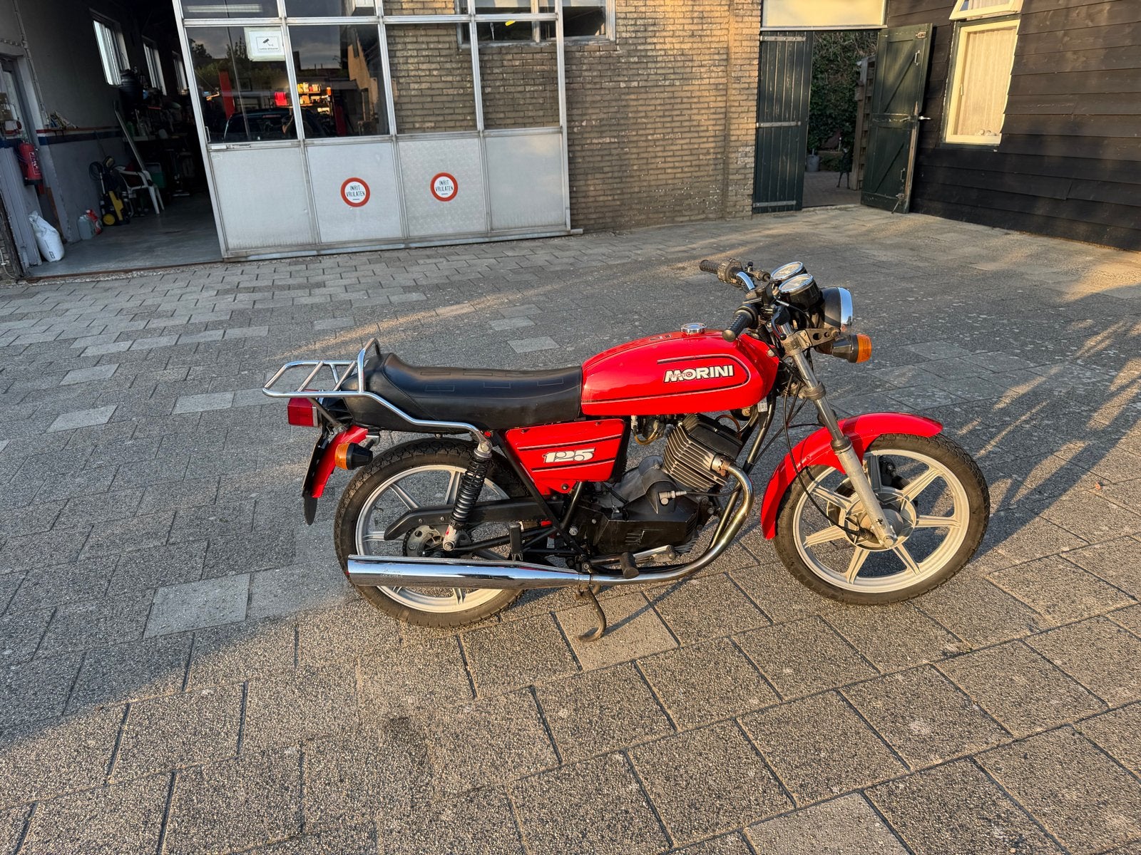 Moto Morini 125 - Klassieke Italiaanse Motorfiets, Motoren, Motoren | Oldtimers, Gebruikt, 125 cc, Overig, Handgeschakeld