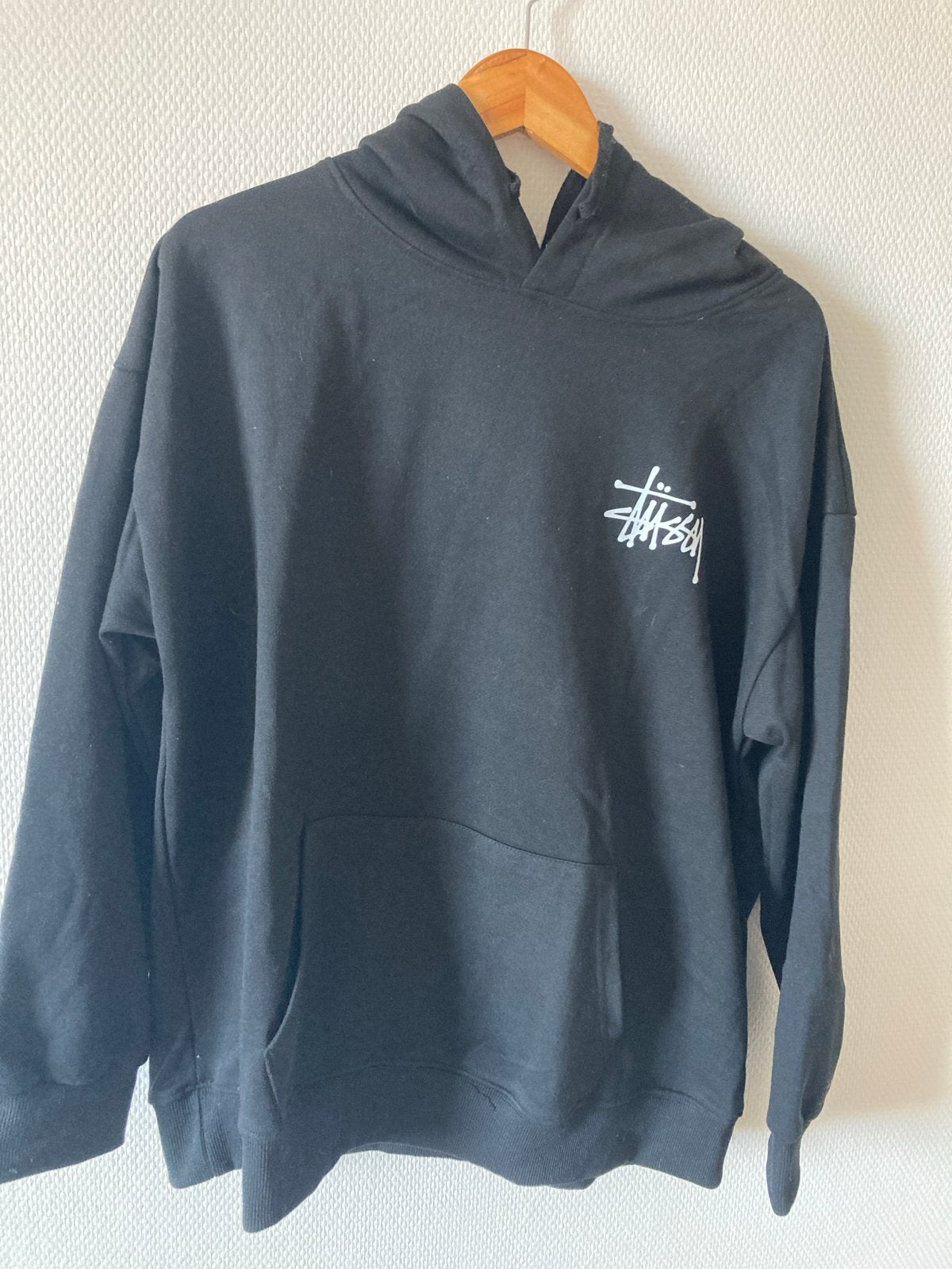 Nieuwe Stussy Amsterdam Hoody Maat S, Ophalen of Verzenden, Nieuw