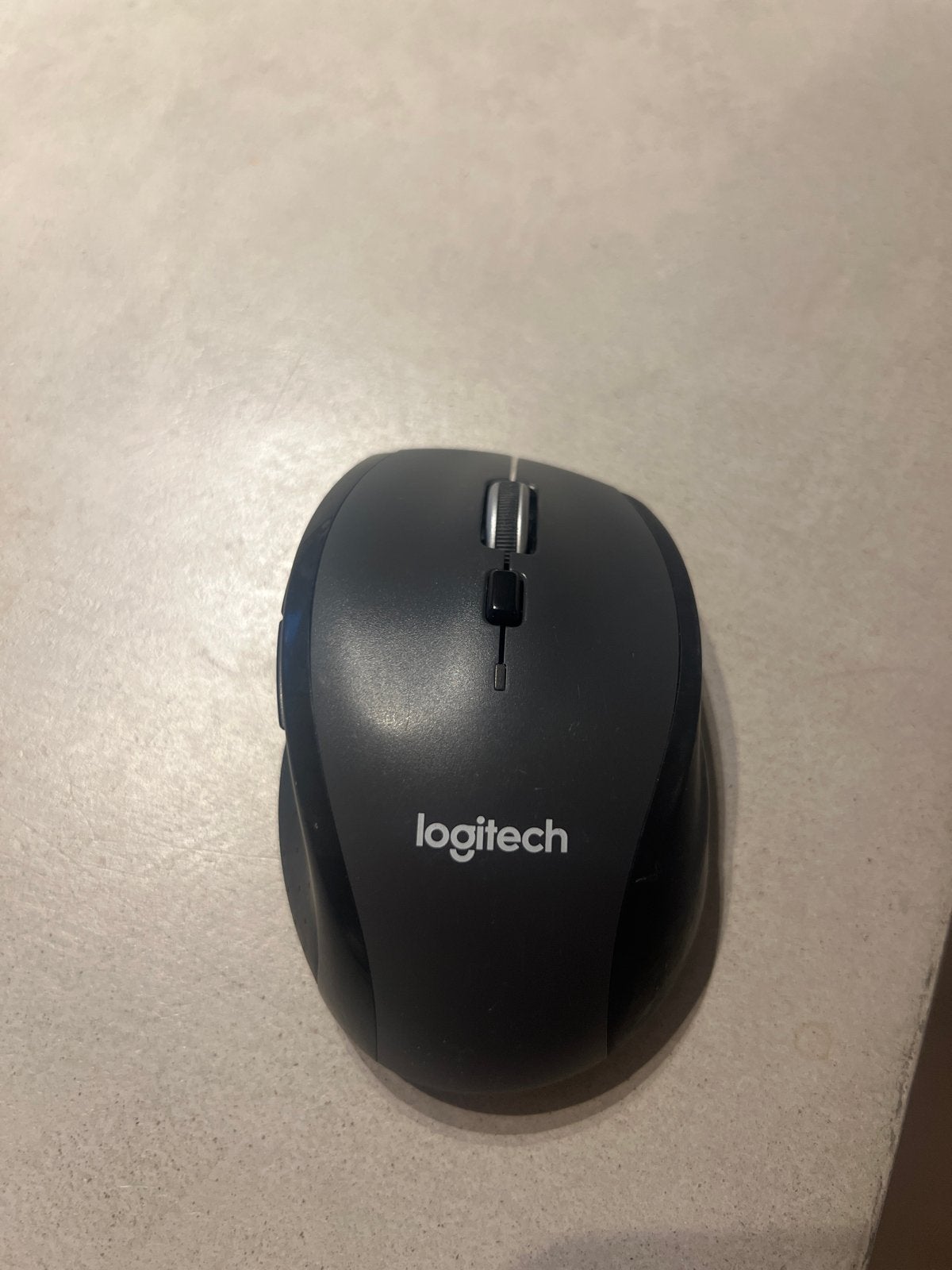 Logitech M705 Draadloze Muis - Zo goed als nieuw, Computers en Software, Rechtshandig, Muis, Ophalen of Verzenden, Zo goed als nieuw