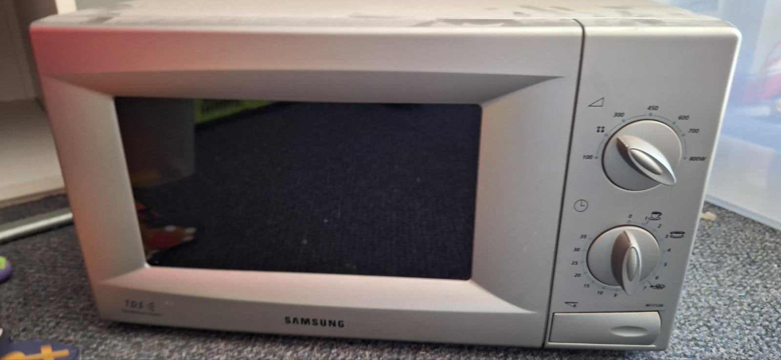 Samsung Magnetron - Goed werkend, weinig gebruikt, Witgoed en Apparatuur, Ophalen of Verzenden, Draaiplateau, Vrijstaand, Magnetron