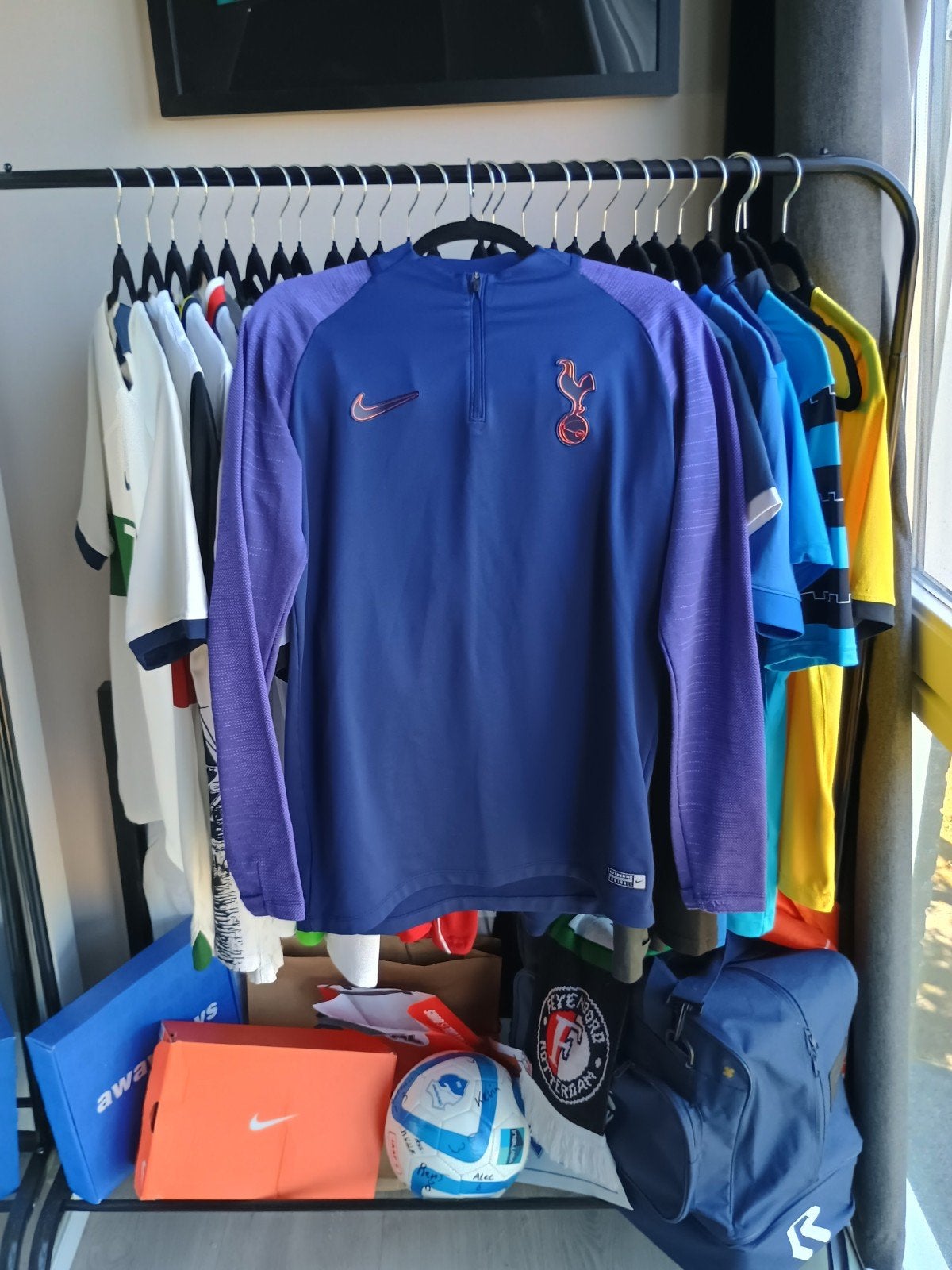 een mooi Tottenham Hotspur voetbalshirt maat m, Maat M, Ophalen of Verzenden, Zo goed als nieuw, Shirt