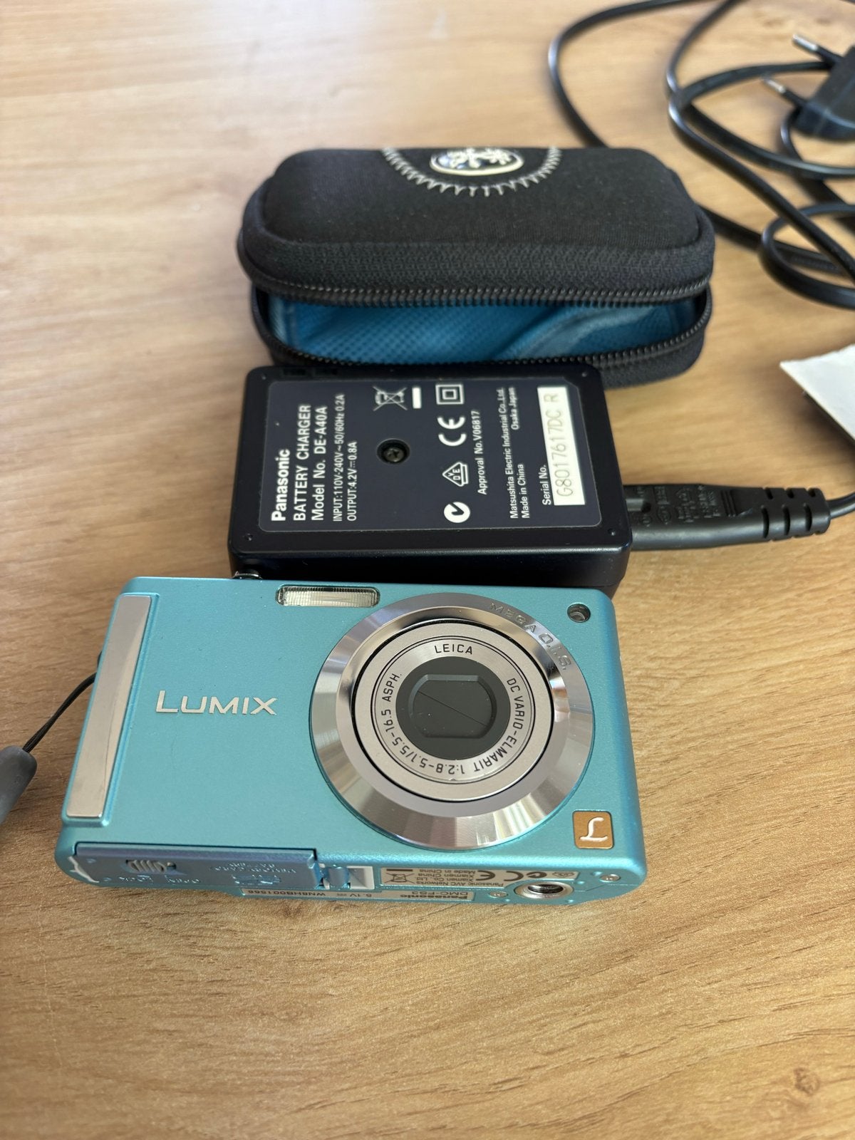 Panasonic Lumix Compactcamera met Leica lens, Ophalen, Gebruikt, Panasonic, Oplader