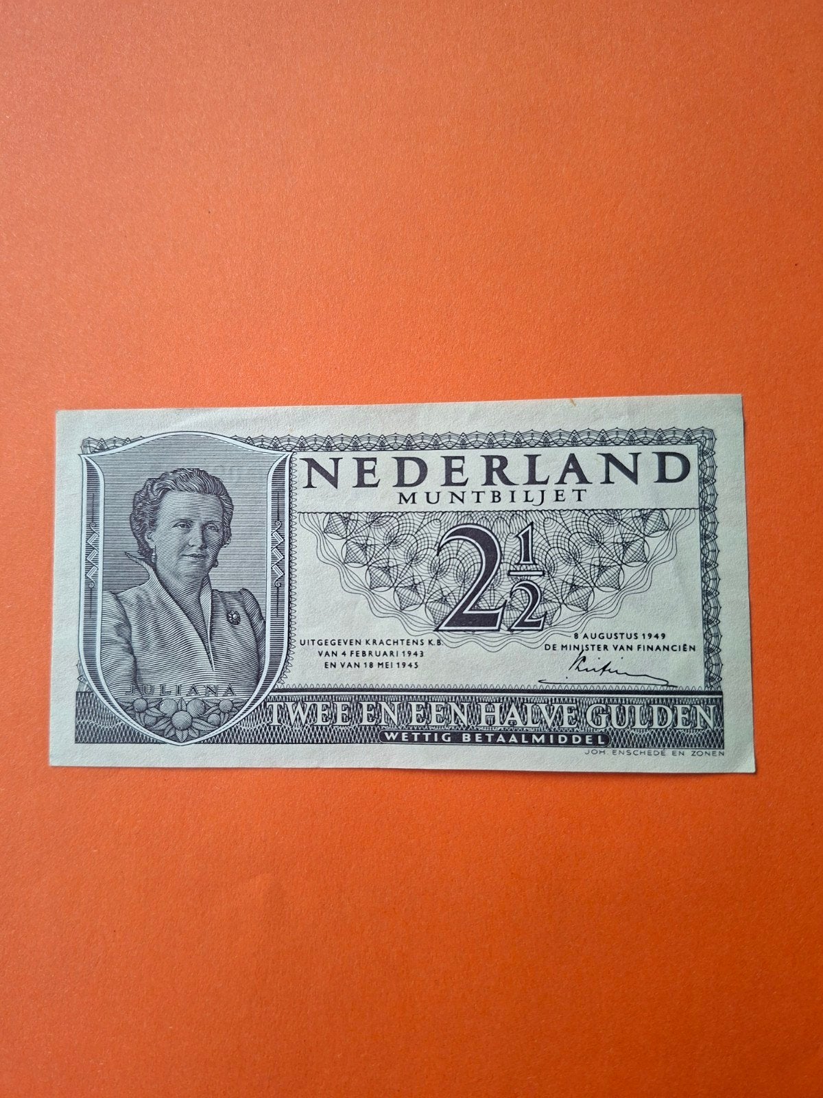 2,5 gulden Juliana uit 1949 in AUNC
Serie nummer 6 OC 099244, Ophalen of Verzenden, 2½ gulden, Los biljet