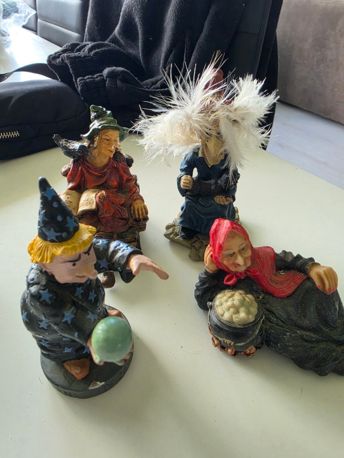 4 heksen beelden, Verzamelen, Ophalen of Verzenden, Zo goed als nieuw, Fantasy