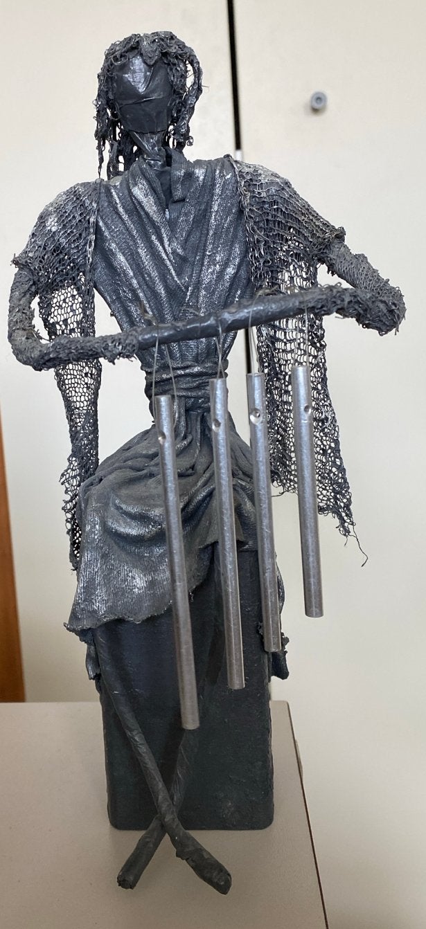 Unieke handgemaakte sculptuur met windgong elementen, Overige onderwerpen, Ophalen of Verzenden, Handgemaakt, 20 - 50 cm