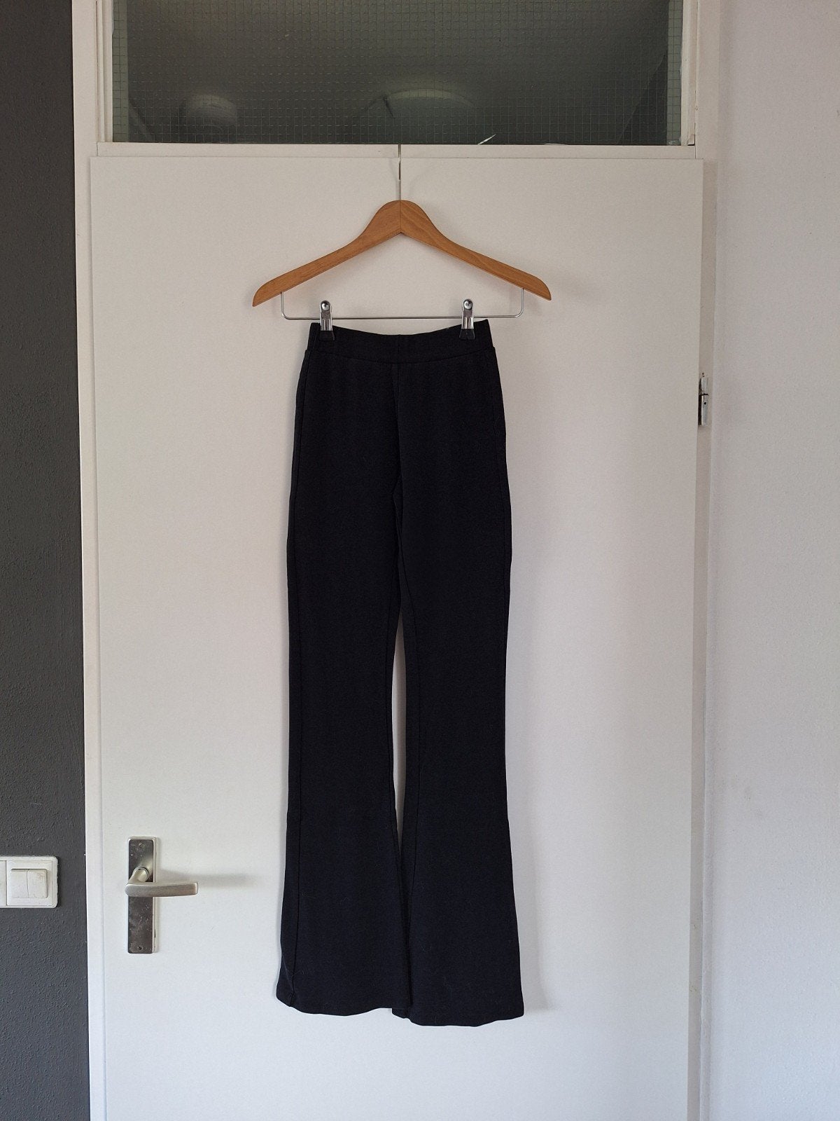 Mooie zwarte broek van Costes / The Sting mt. XS / 34 €5,-, Zwart, Ophalen of Verzenden, Zo goed als nieuw, Costes