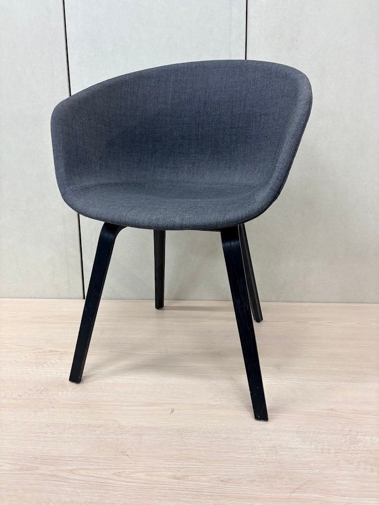 HAY AAC 23, Ophalen of Verzenden, Zo goed als nieuw, Wit, Vijf, Zes of meer stoelen