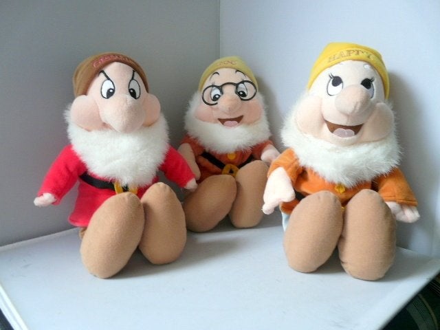 Sneeuwwitje en de 7 dwergen  - 3 stuks van 35 cm., Verzamelen, Disney, Ophalen of Verzenden, Sneeuwwitje of Doornroosje, Zo goed als nieuw