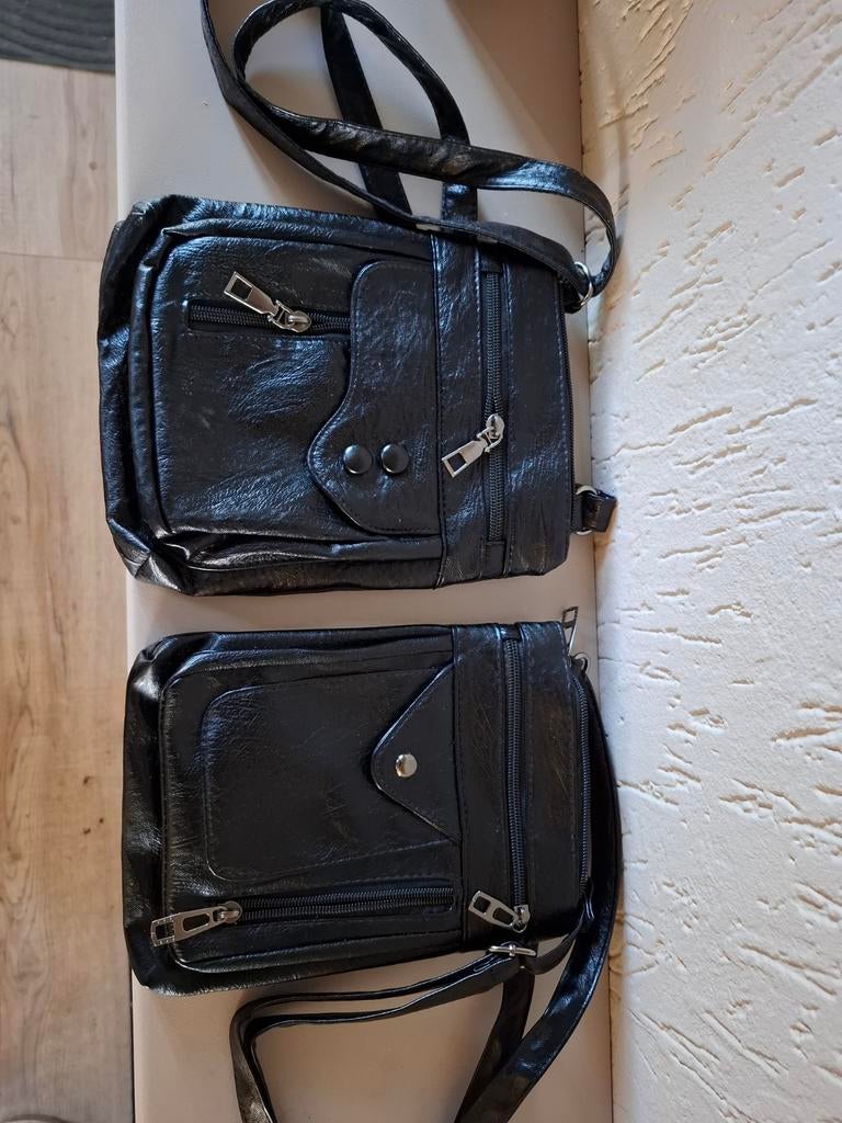 Set van 2 Zwarte Schoudertasjes - Nieuw, Sieraden, Tassen en Uiterlijk, Tassen | Damestassen, Ophalen of Verzenden, Nieuw, Zwart