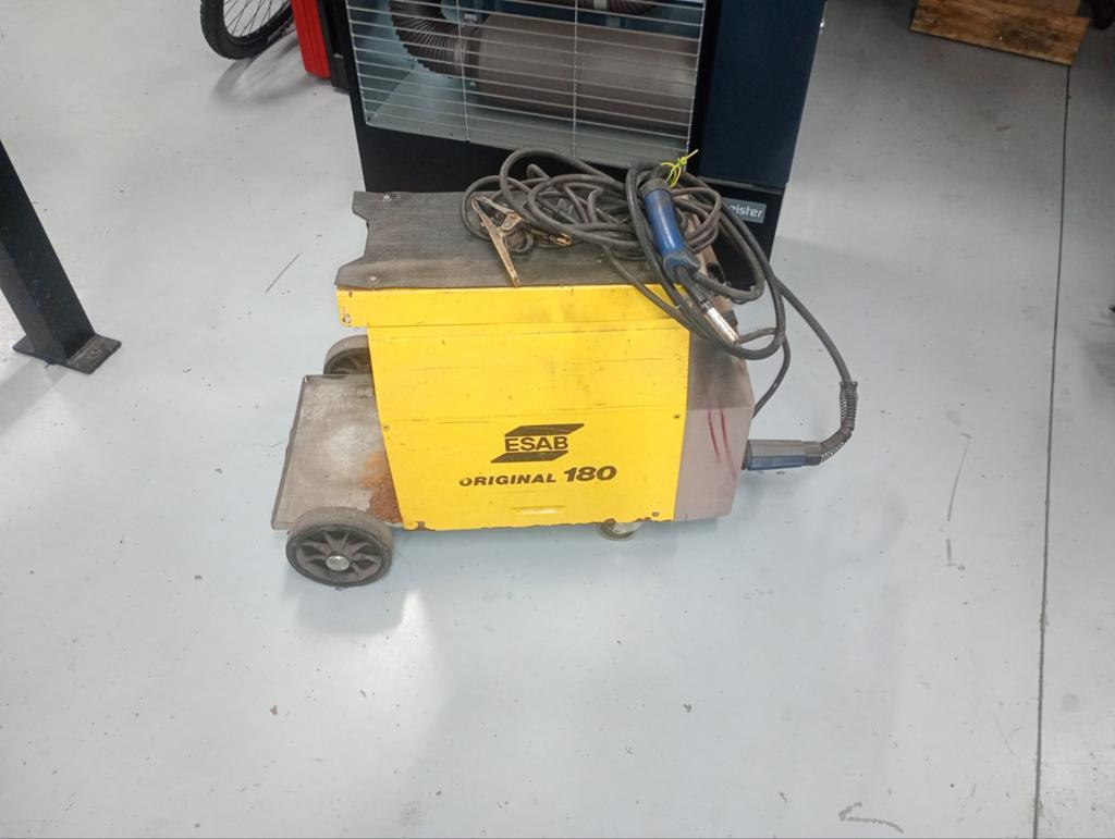 Esab lka180 lasapparaat, Ophalen, Gebruikt, 150 tot 250 ampère, Co2