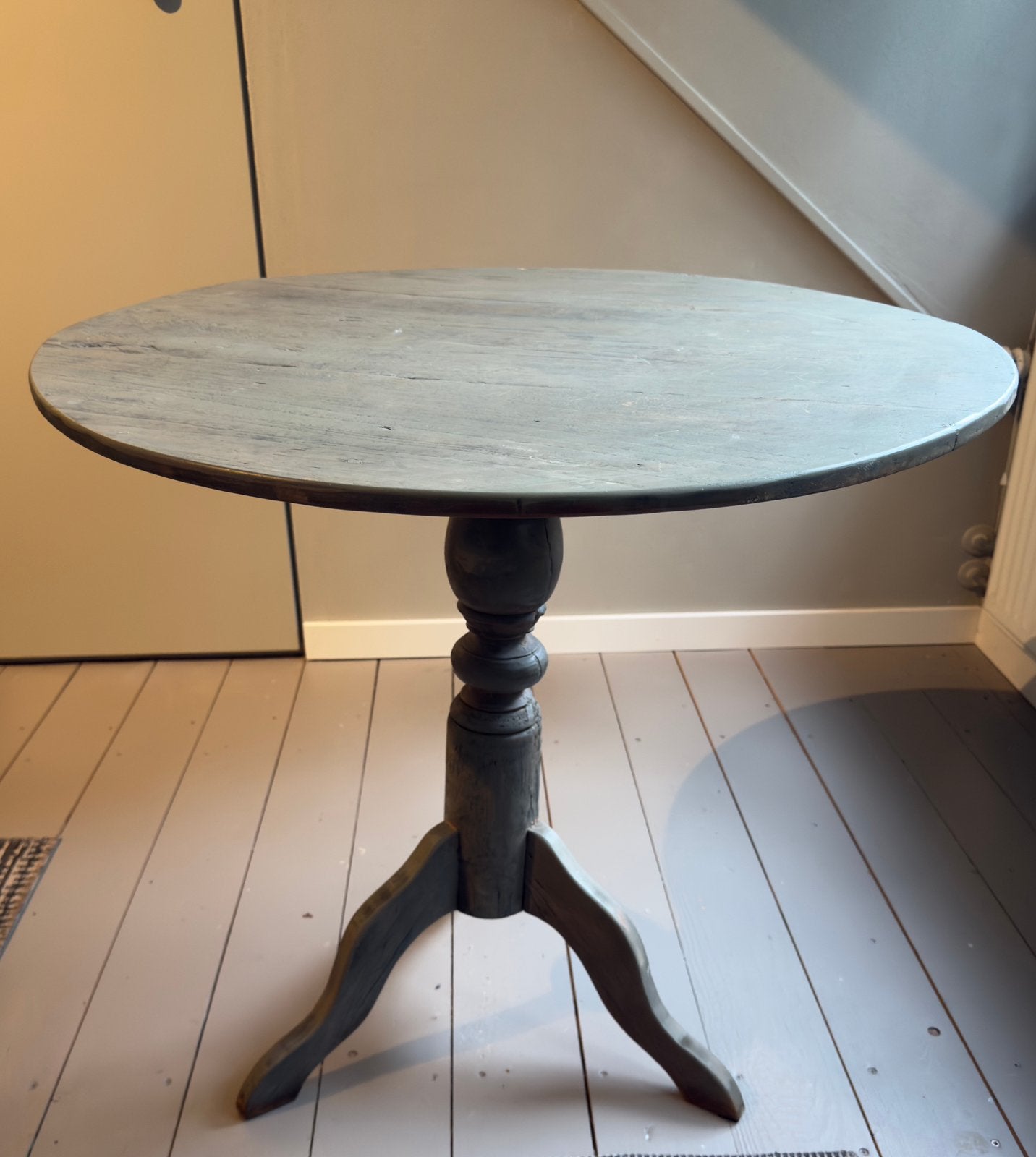 Brocante wijntafeltje, Antiek en Kunst, Antiek | Meubels | Tafels, Ophalen