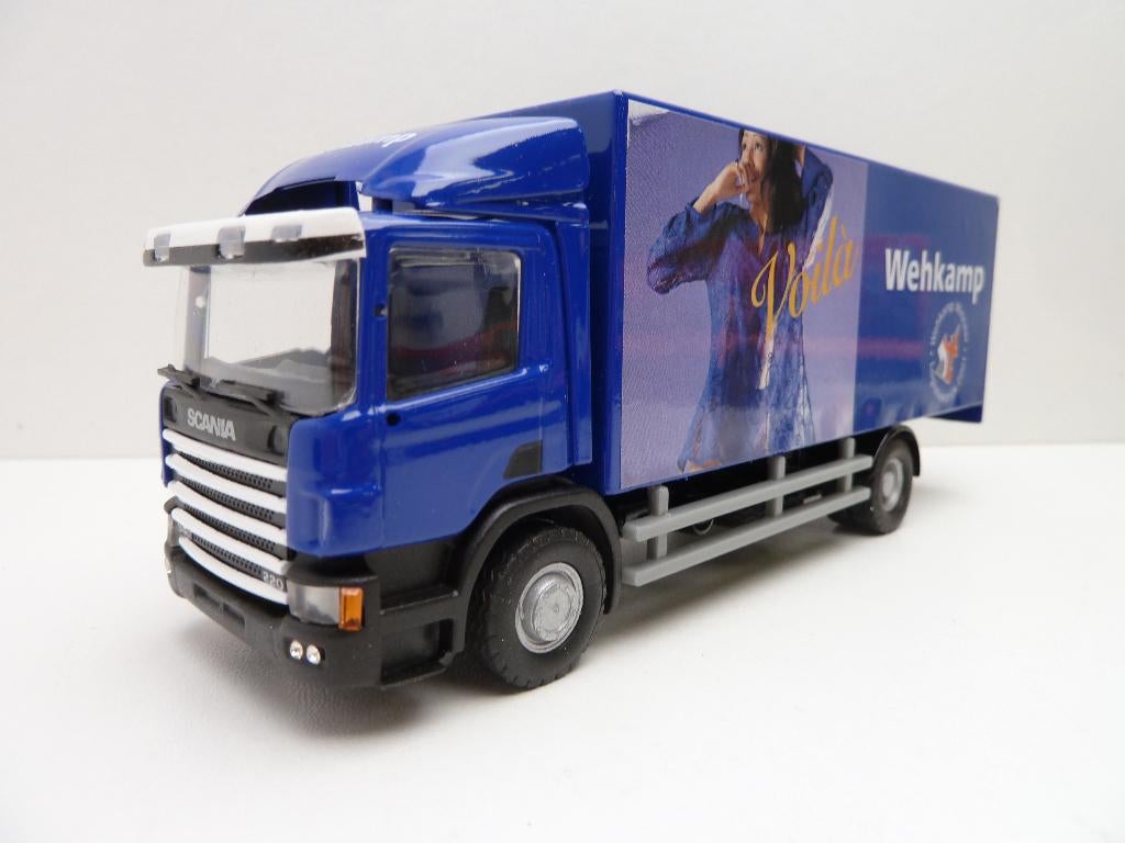 Scania P94  '' Wehkamp ''  Lion Car, Hobby en Vrije tijd, Modelauto's | 1:50, Ophalen of Verzenden, Zo goed als nieuw, Bus of Vrachtwagen