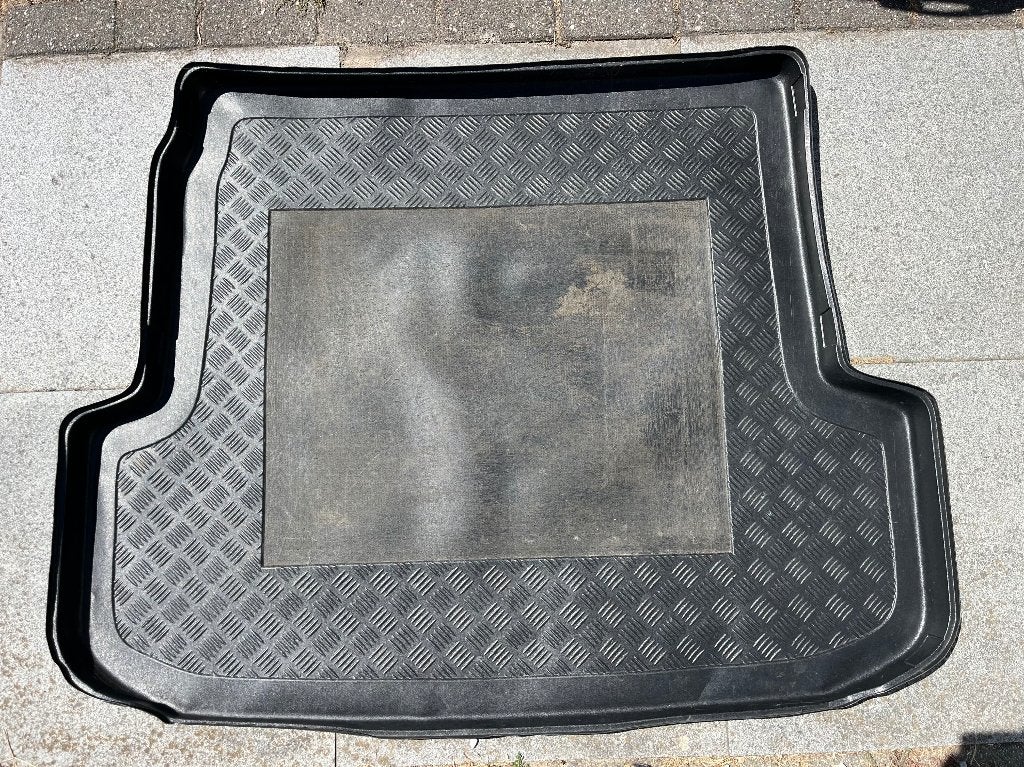 Kofferbakmat/Kofferbakschaal Subaru Outback / Legacy, Ophalen