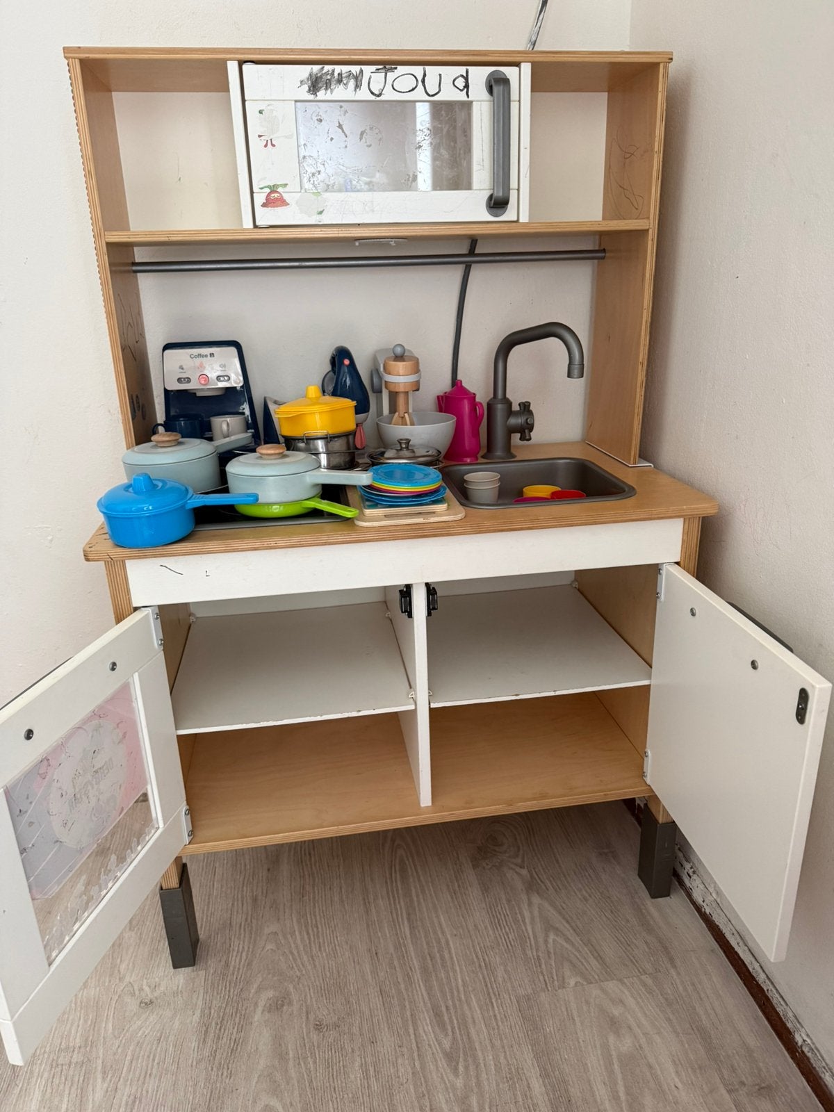 Leuke kinder keukentje, Ophalen, Gebruikt, Hout