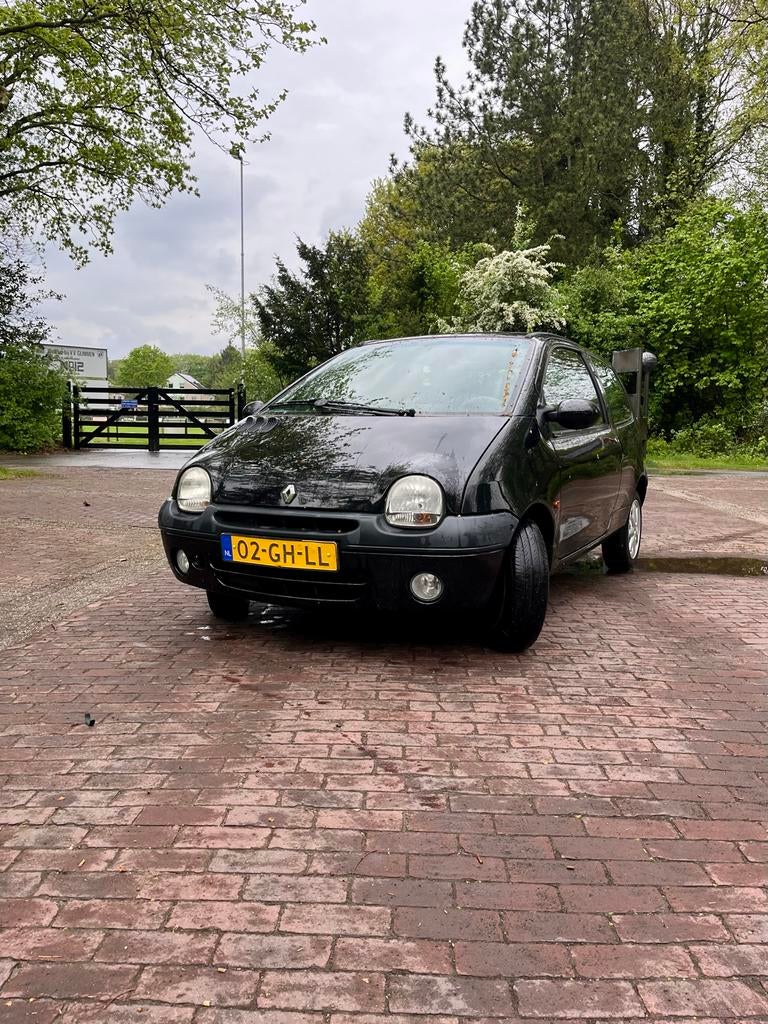 Renault Twingo MK1 1.2 – 02-GH-LL zwart NAP, Auto's, Voorwielaandrijving, 600 kg, 4 cilinders, 58 pk