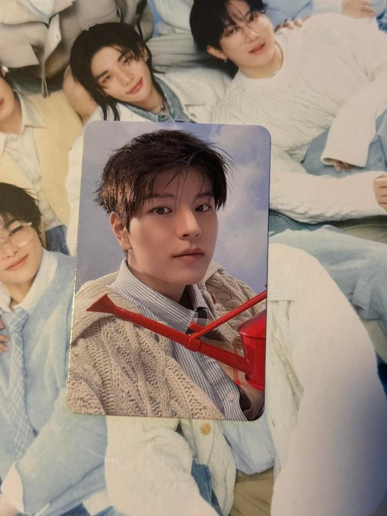 Stray Kids Seungmin photo card over the rain, Ophalen of Verzenden, Zo goed als nieuw, Foto of Kaart