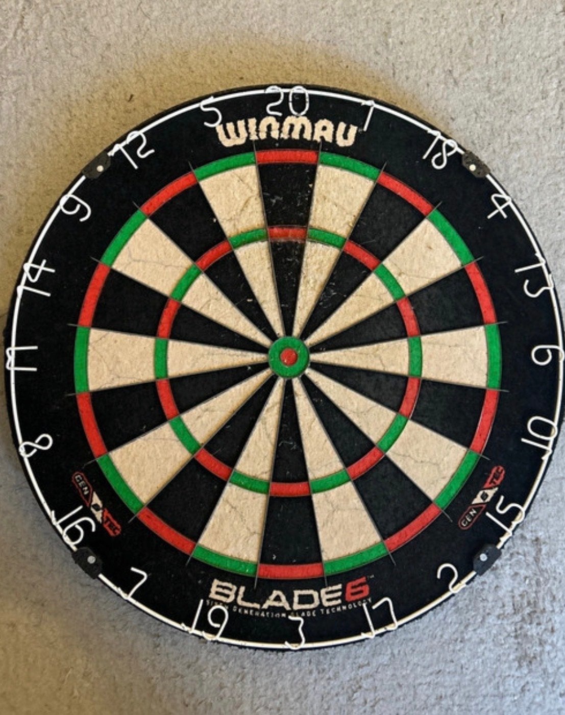 Winmau Blade 6 Dartbord, Sport en Fitness, Ophalen of Verzenden, Zo goed als nieuw, Dartbord