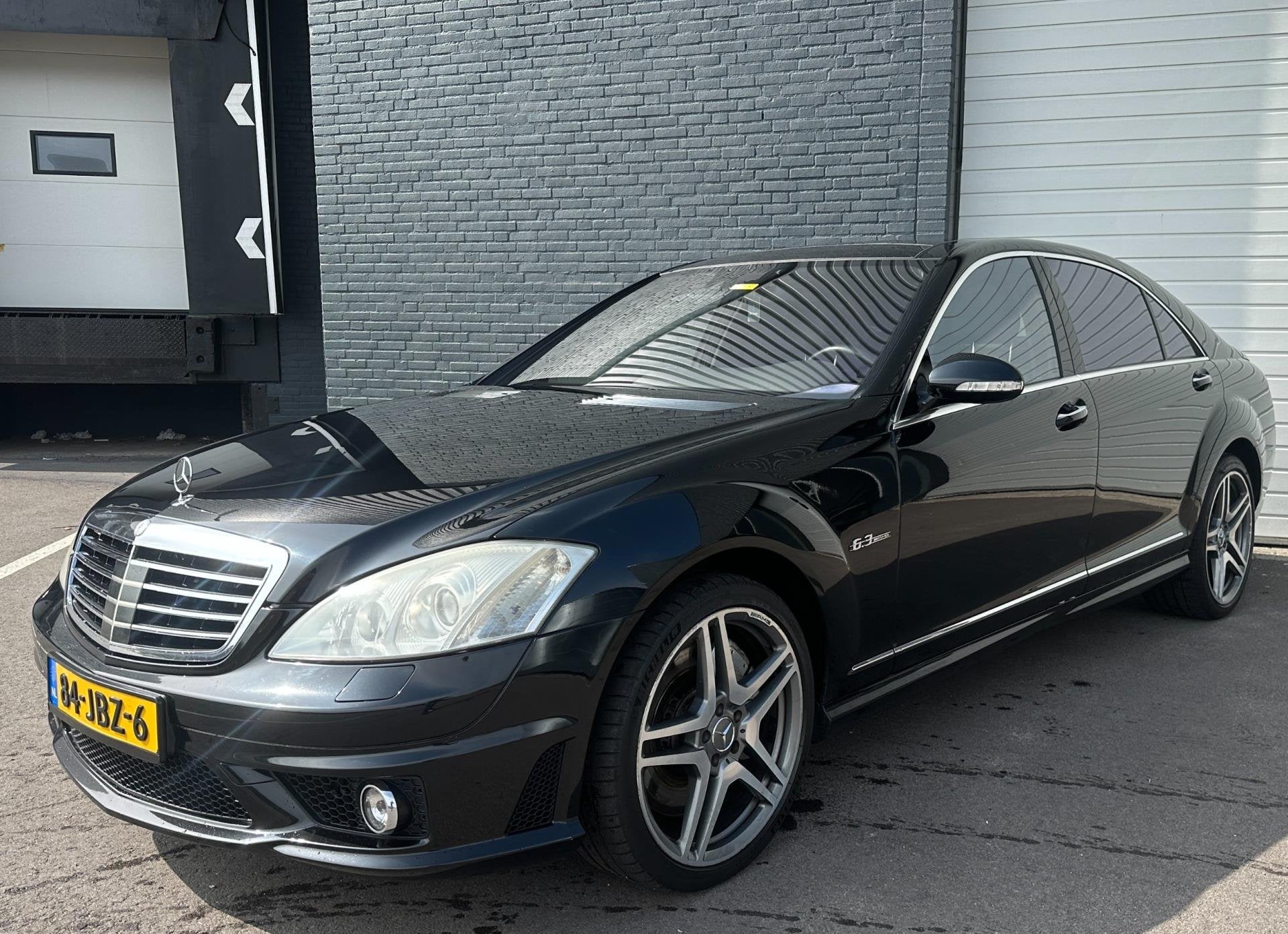 Mercedes-Benz S-klasse AMG 63 Lang PANO/DESIGNO/SOFTCLOSE/NI, Auto's, Mercedes-Benz, Automaat, Achterwielaandrijving, Gebruikt