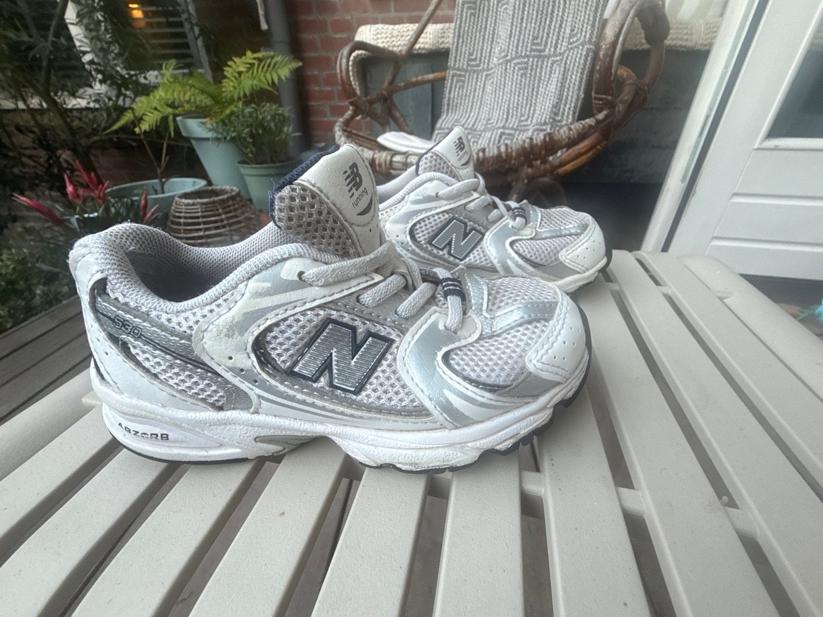 New Balance 530 sneakers voor kinderen - Maat 27,5, Kinderen en Baby's, Babykleding | Schoentjes en Sokjes, Ophalen of Verzenden