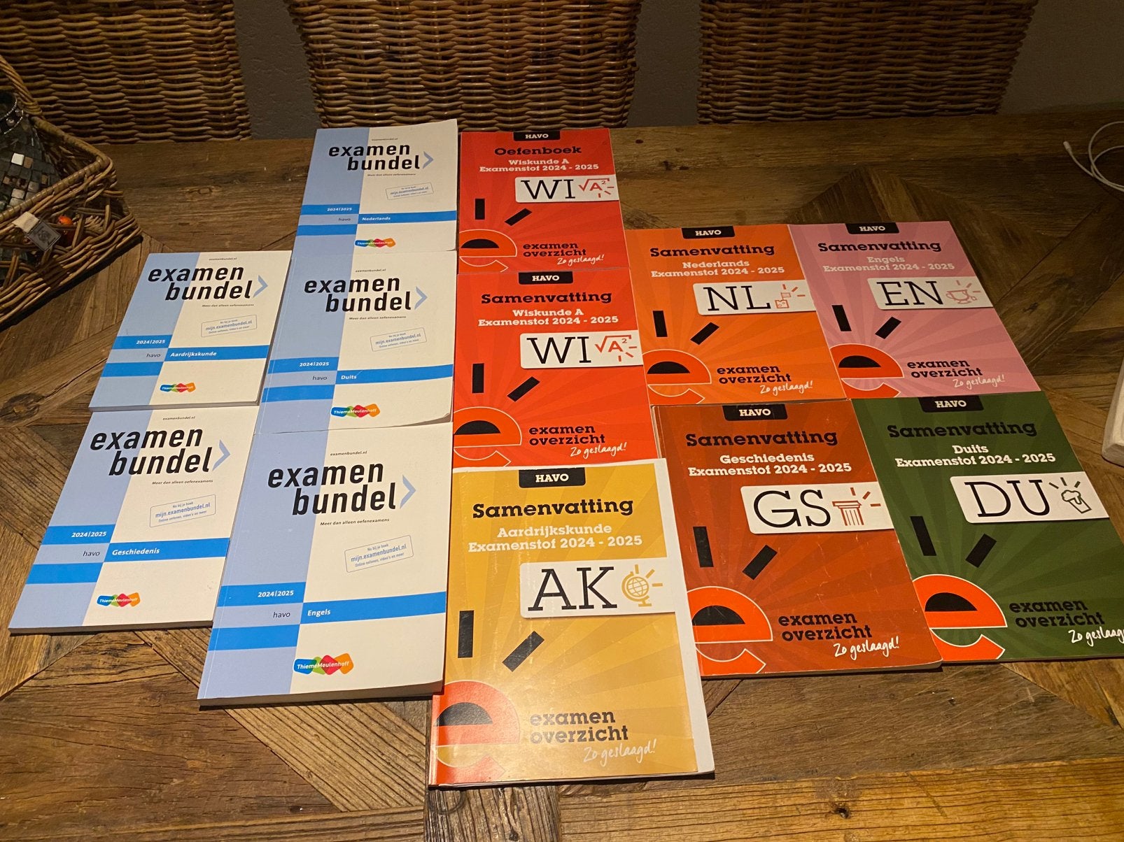 Havo examen oefenboeken 2024-2025, Ophalen of Verzenden, Zo goed als nieuw, HAVO