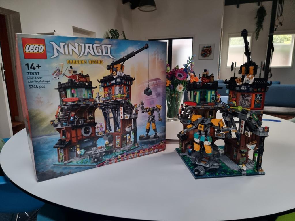 LEGO Ninjago City Workshops 71837 - Bijna nieuw in doos, Ophalen of Verzenden, Nieuw, Overige merken