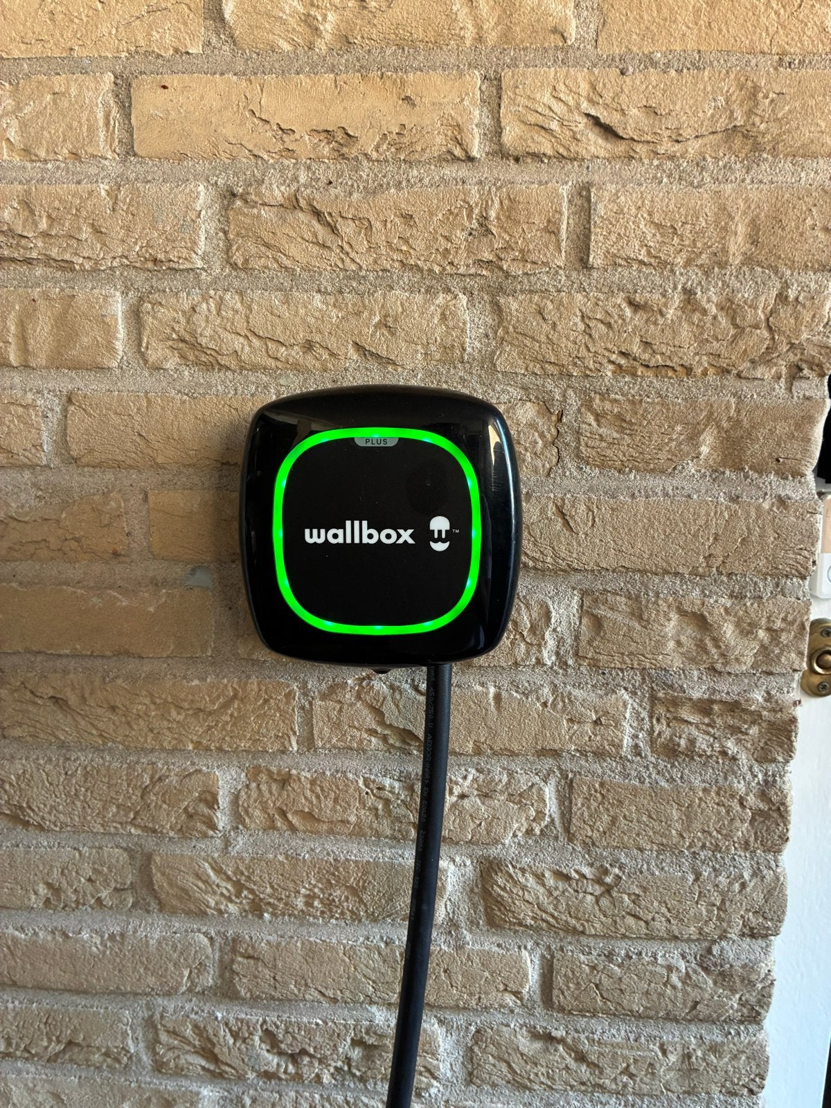 Wallbox Pulsar Plus Laadpaal met vaste kabel, Auto diversen, Ophalen of Verzenden, Zo goed als nieuw, Laadpaal