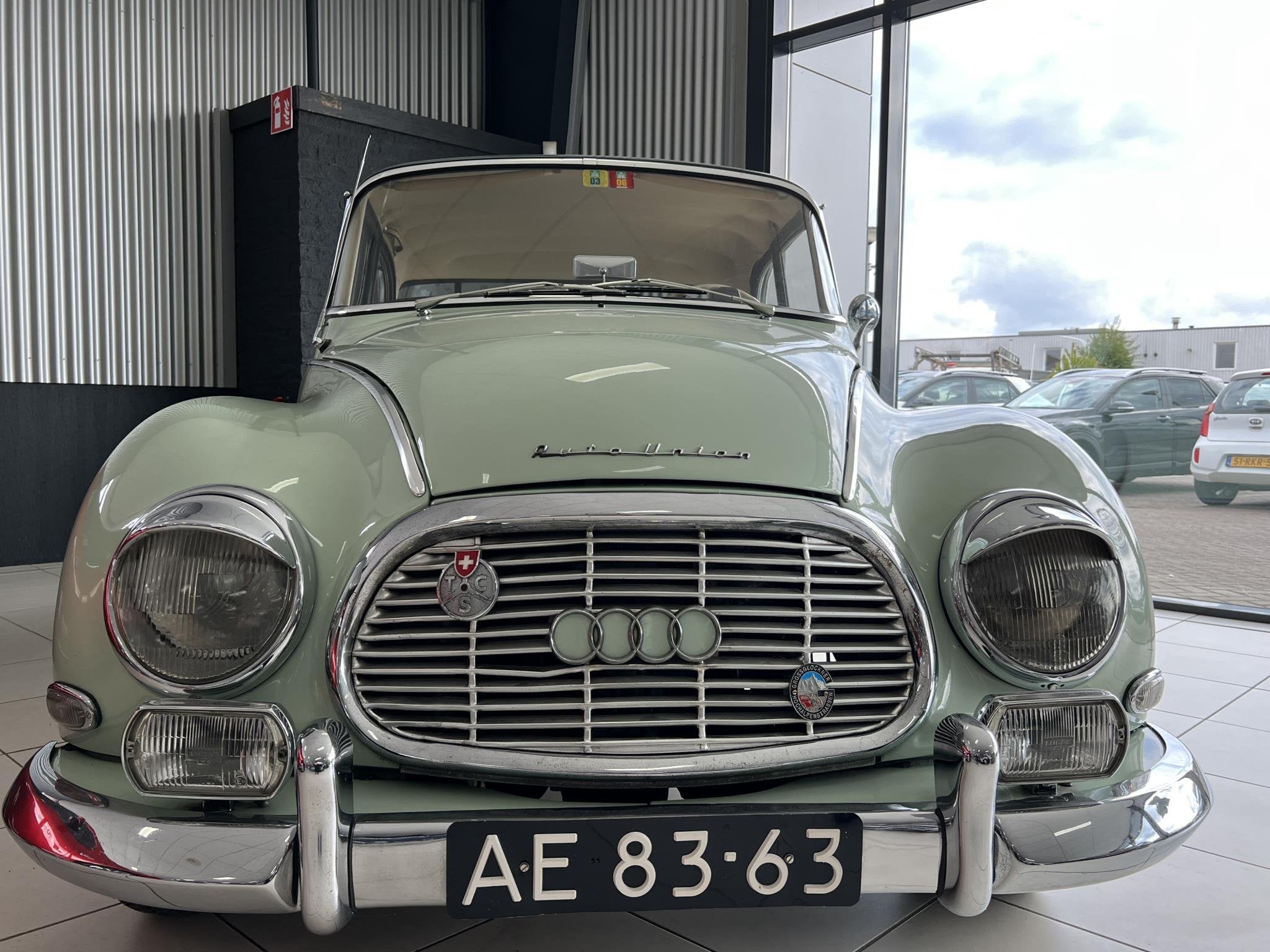 Auto Union 1000 Super Unieke oldtimer | Compleet met boekjes, foto 5
