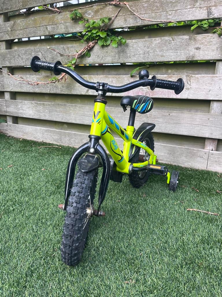 Kinderfiets 12 inch - Groen/Zwart met zijwieltjes, Fietsen en Brommers, Fietsen | Kinderfietsjes, Ophalen, Terugtraprem, Zijwieltjes