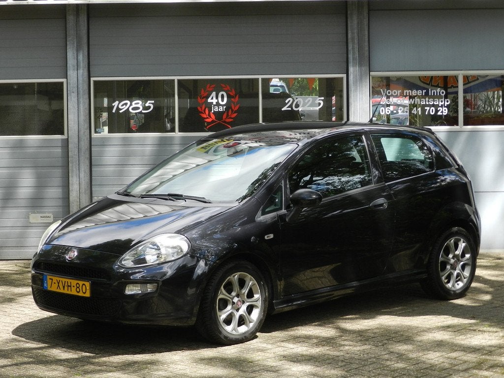 Fiat Punto Evo 0.9 TwinAir Street Navigatie Cruise contr LMV, Voorwielaandrijving, Zwart, Origineel Nederlands, Bedrijf