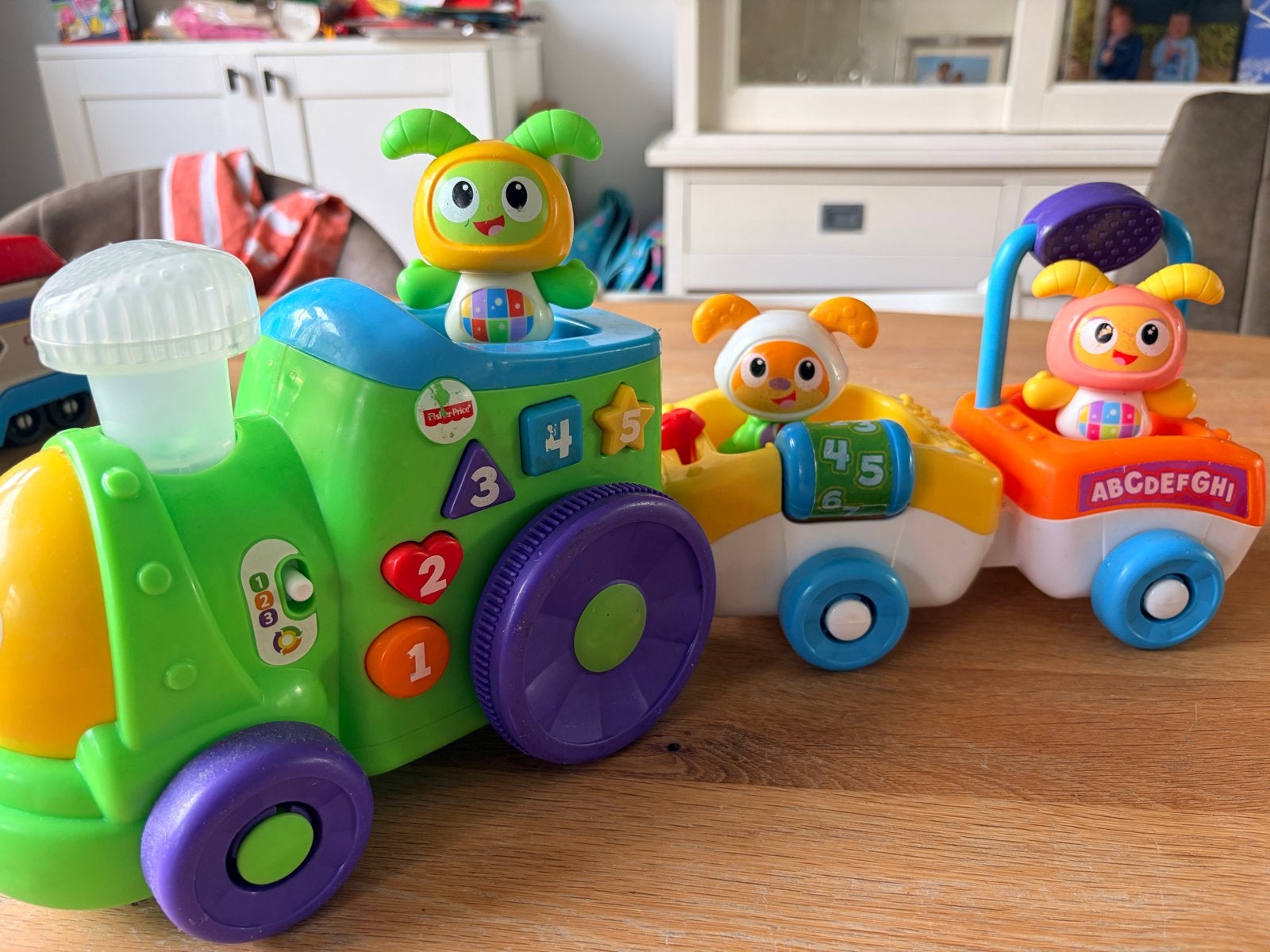 Fisher-Price Trein met Muziekjes (Engels/Nederlands), Ophalen, Gebruikt, Overige typen, Met geluid