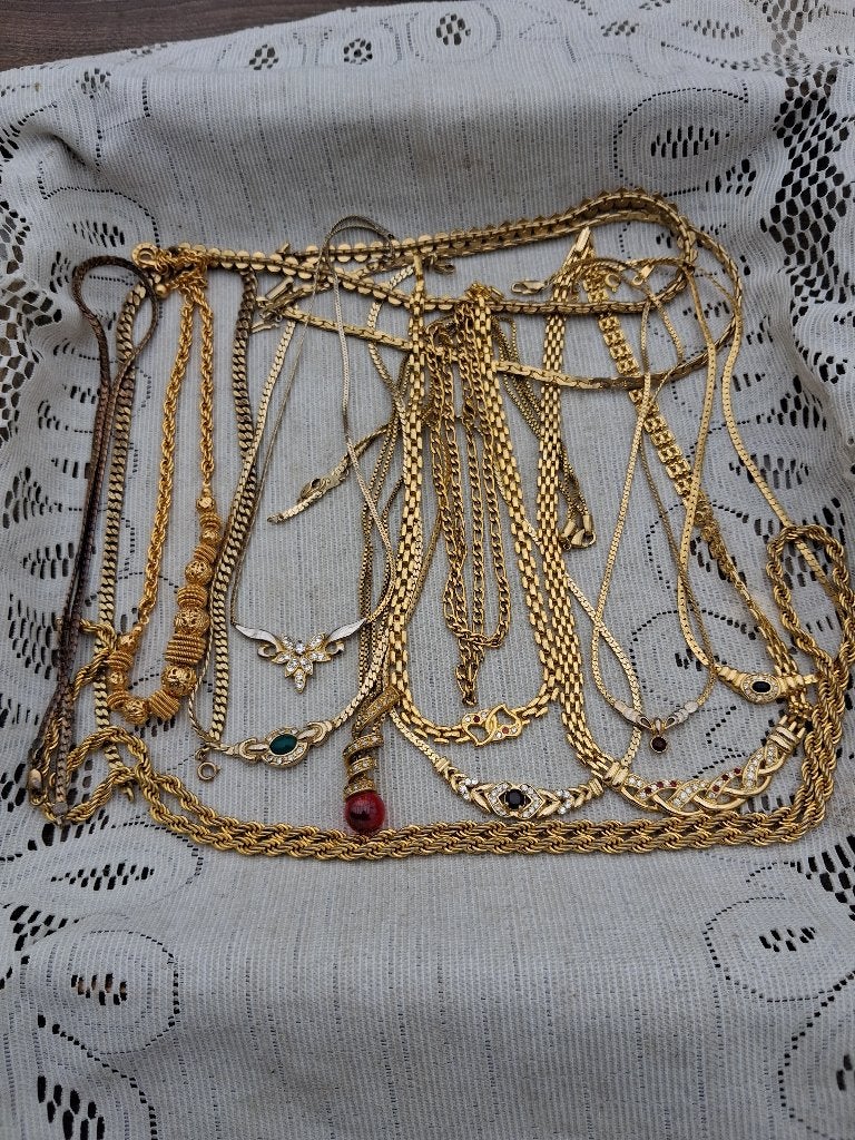 Lot vintage kettingen 15 delig, Verzenden, Overige materialen, Ketting, Met edelsteen