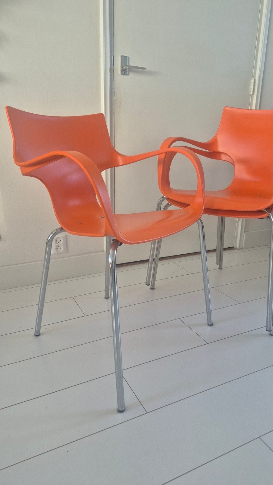 Set van 6 oranje design stoelen met chromen poten, Ophalen, Modern design, Overige kleuren, Vijf, Zes of meer stoelen