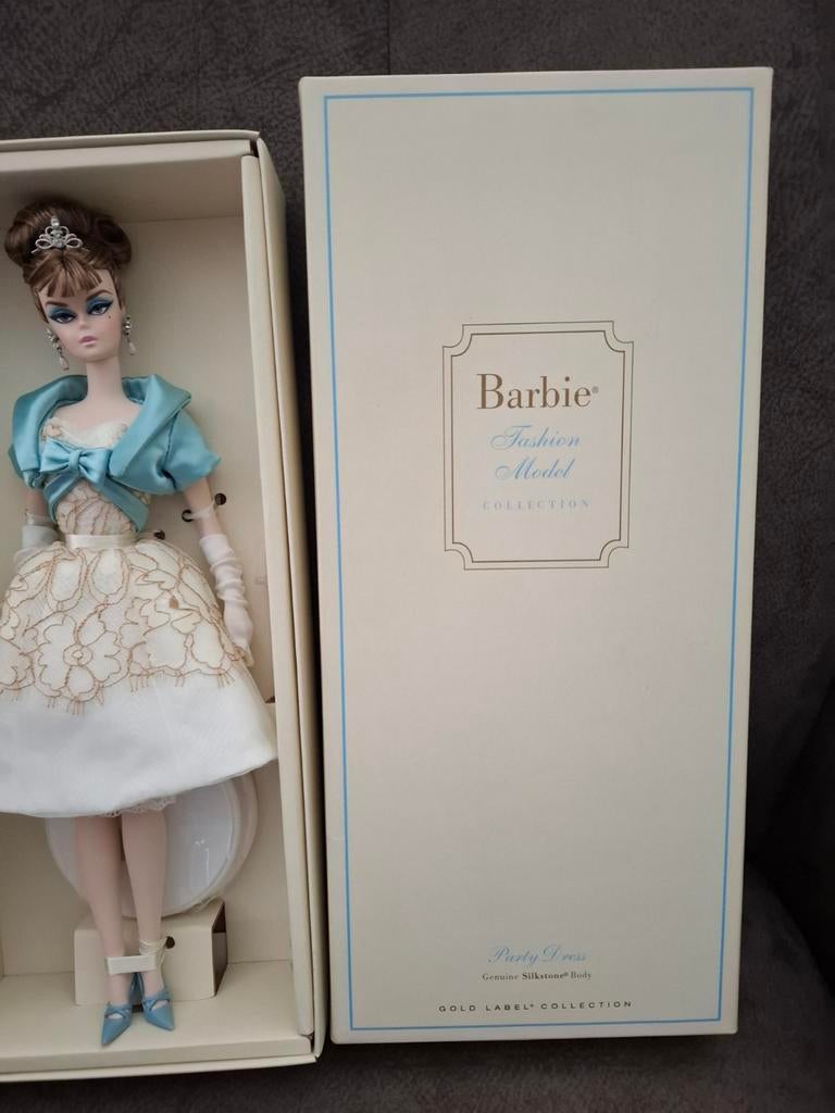 Silkstone barbie.Party Dress.NRFB., Ophalen of Verzenden, Nieuw, Fashion Doll