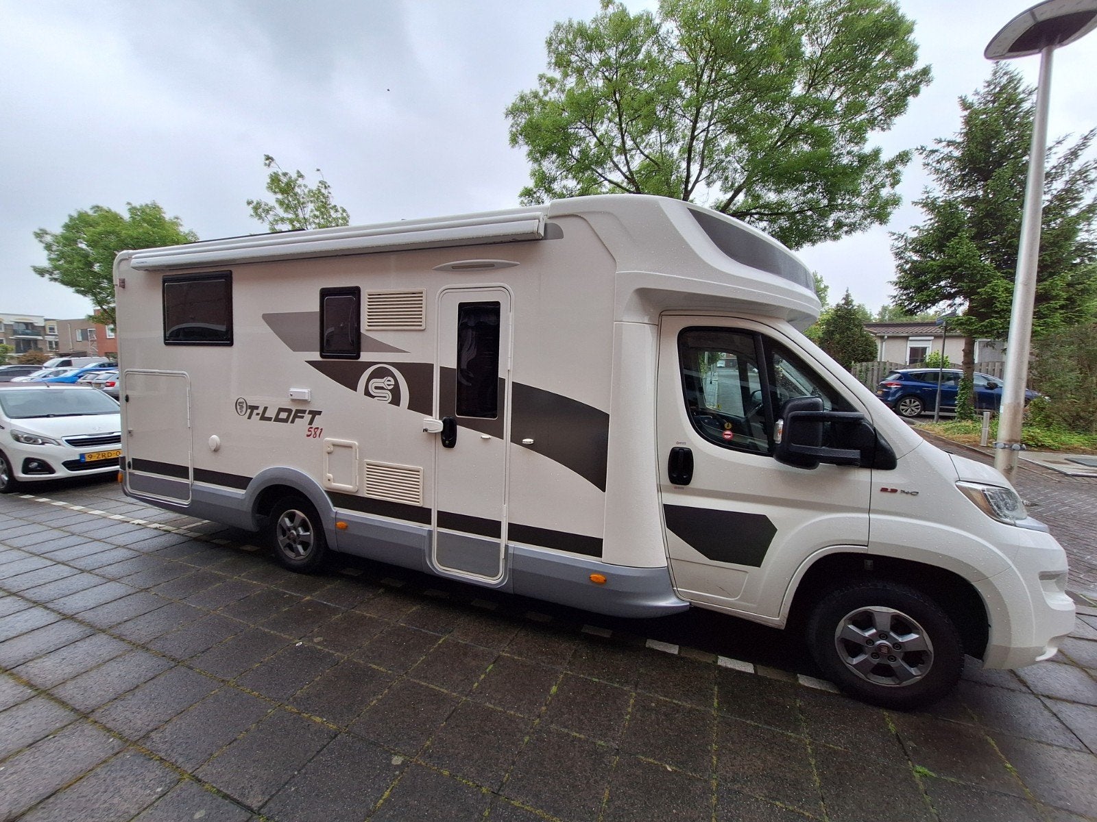 Caravans And Camping Zeer