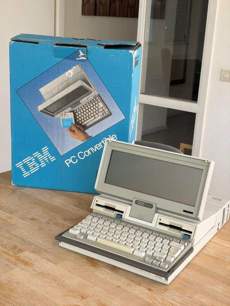Vintage IBM 5140 PC Convertible BOXED + accesories, Computers en Software, Vintage Computers, Ophalen of Verzenden