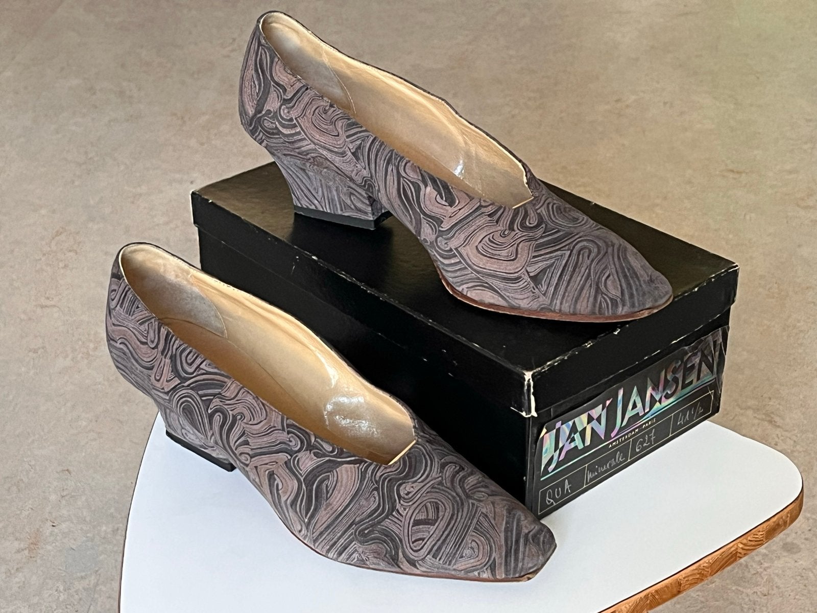 Jan Jansen Pumps - Maat 41.5 - Minerale Print, Kleding | Dames, Ophalen of Verzenden, Zo goed als nieuw, Overige kleuren, Pumps