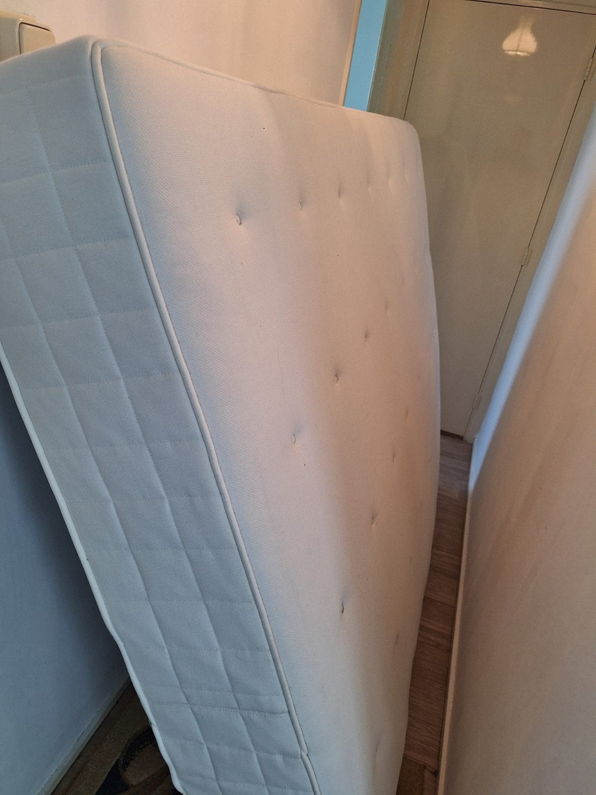 matras Ikea Hyllestad 160x200x 25 cm goede staat, Ophalen, Zo goed als nieuw, Tweepersoons, 160 cm