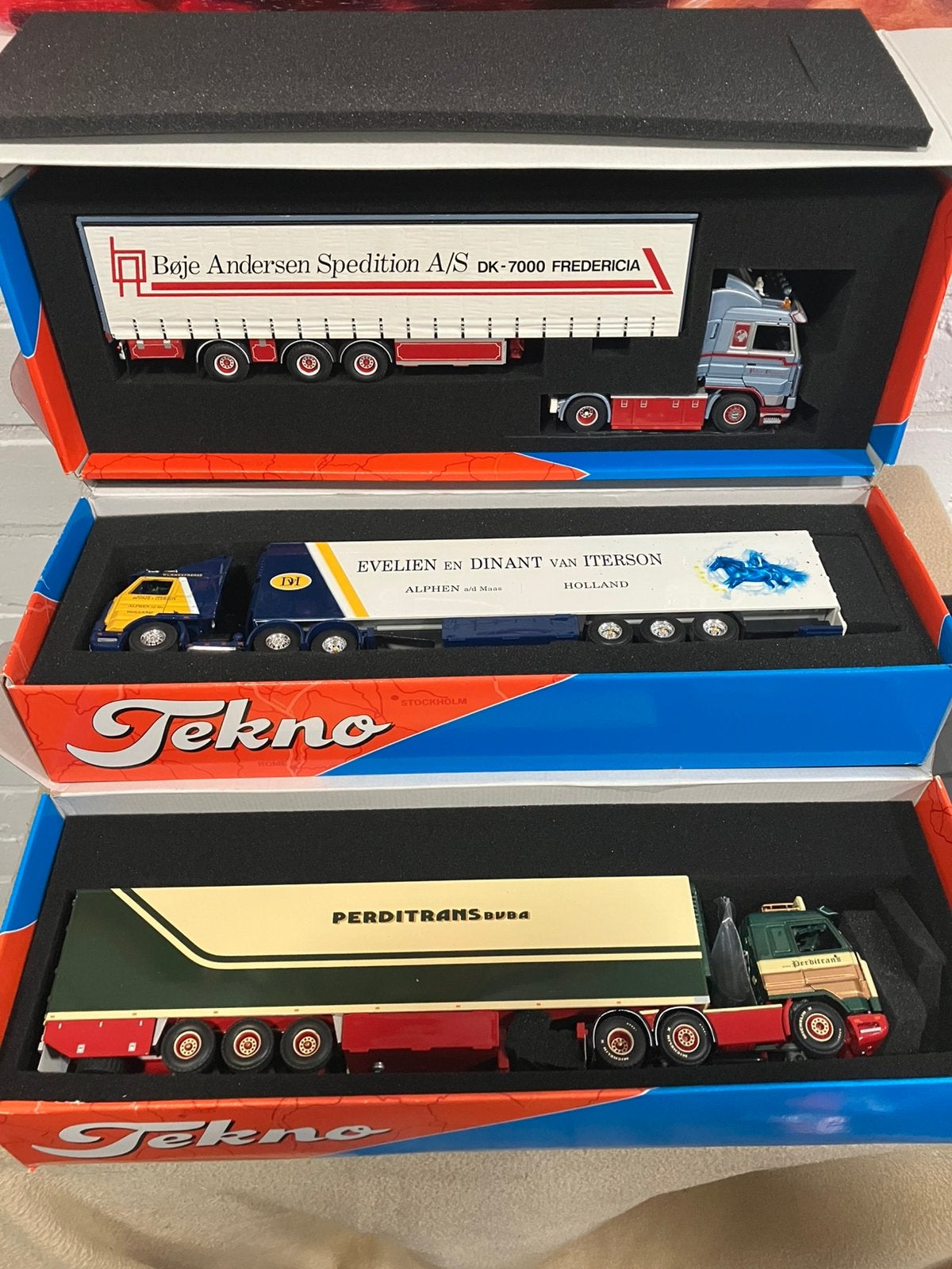 Tekno scania 143 Iterson Perditrans, Ophalen of Verzenden, Zo goed als nieuw, Bus of Vrachtwagen, Tekno