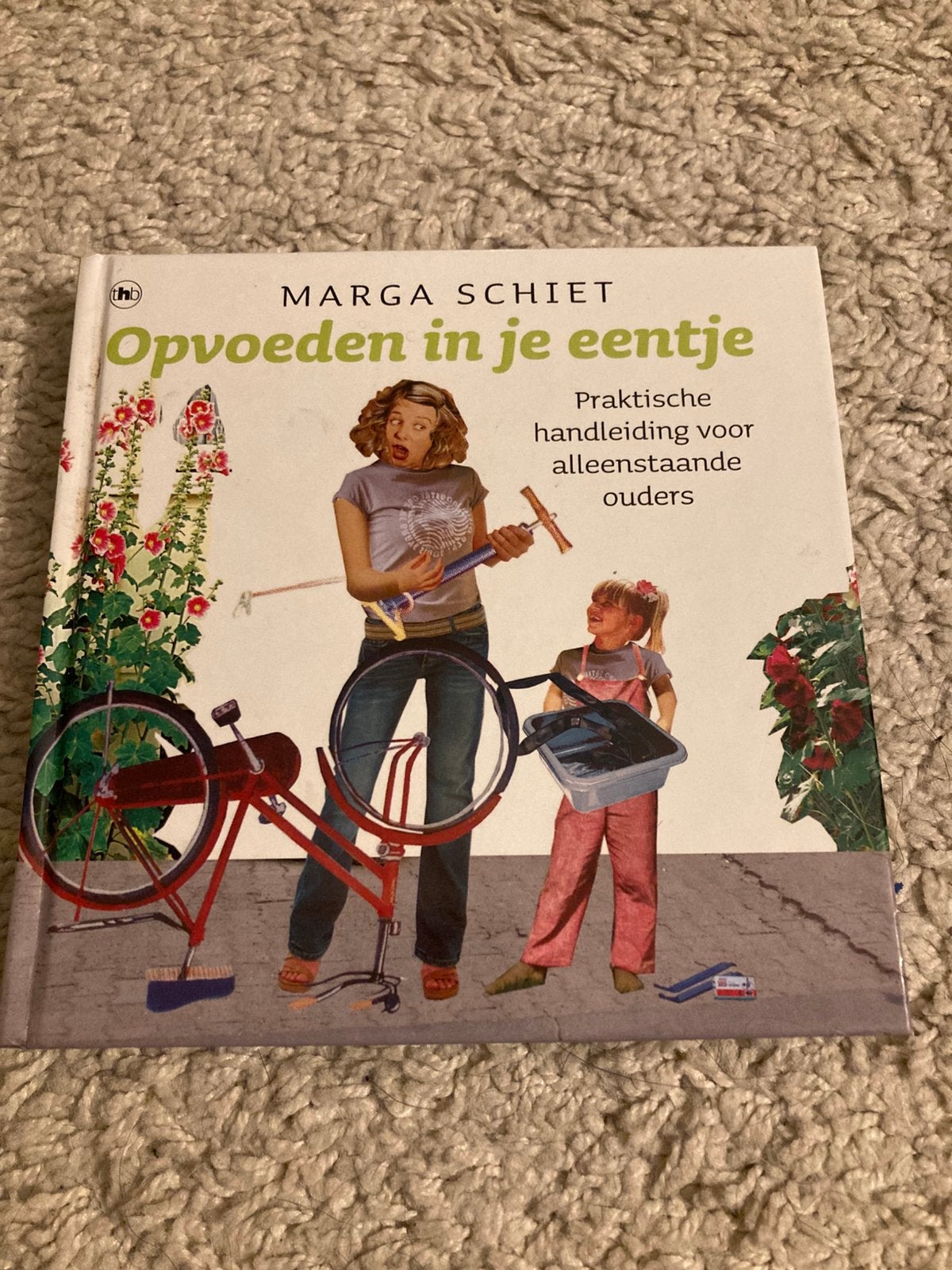 Opvoeden in je eentje - Praktische handleiding, Ophalen of Verzenden, Zo goed als nieuw