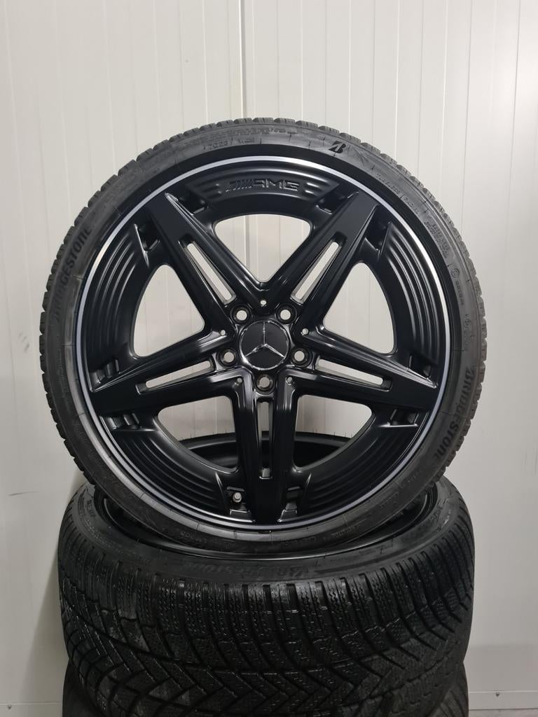 19' Mercedes CLA 35 ( S ) AMG C118 X118 met winterbanden 8mm