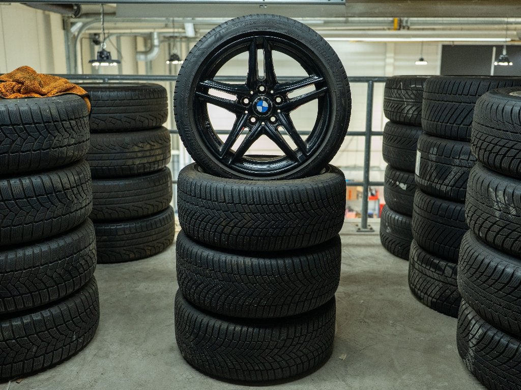 BMW Z4 E89 Winterbanden 17inch/Bridgestone 4,5mm (nr174), Gebruikt, Banden en Velgen, 17 inch, Personenwagen