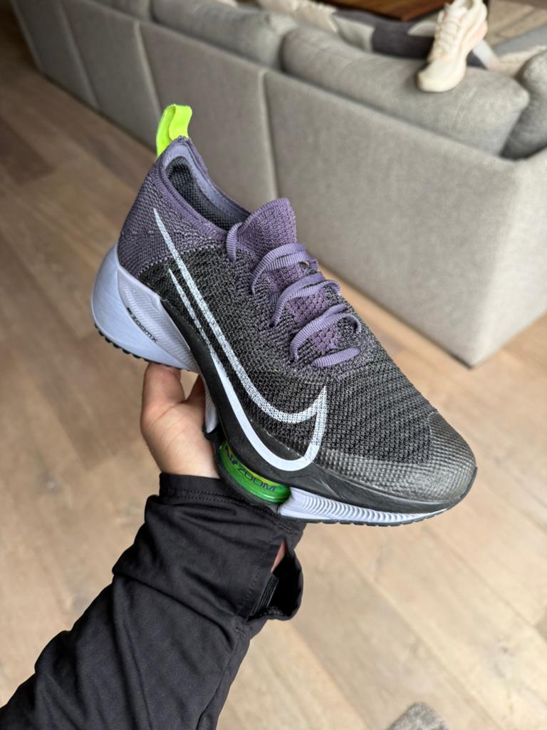 Nike Air Zoom Tempo NEXT% - Hardloopschoenen 36, Ophalen of Verzenden, Zo goed als nieuw, Zwart, Sportschoenen