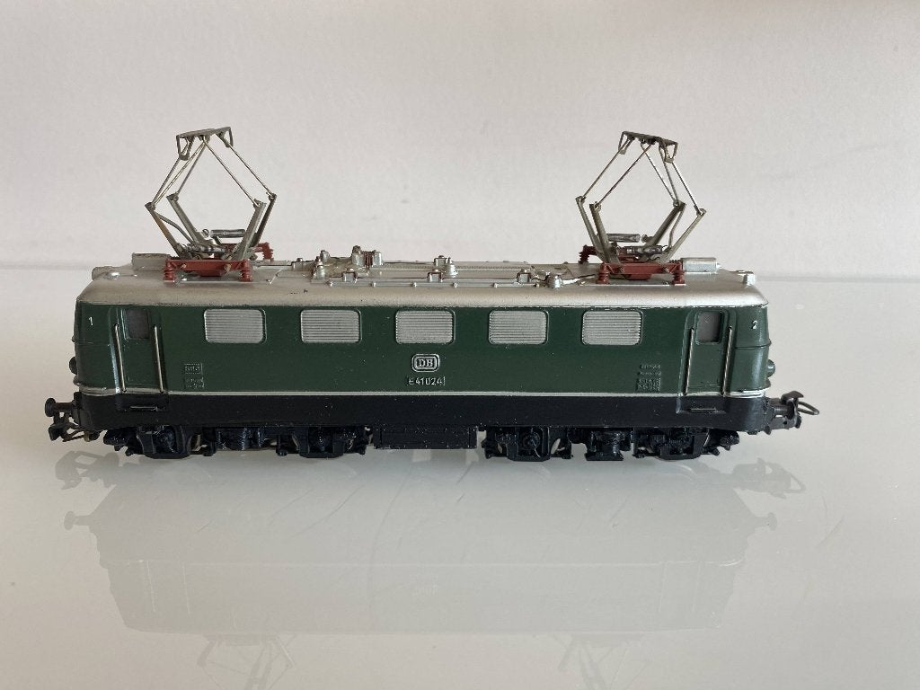 HO Marklin 3037 met pantografen (626), Wisselstroom, Gebruikt, Locomotief, Ophalen of Verzenden