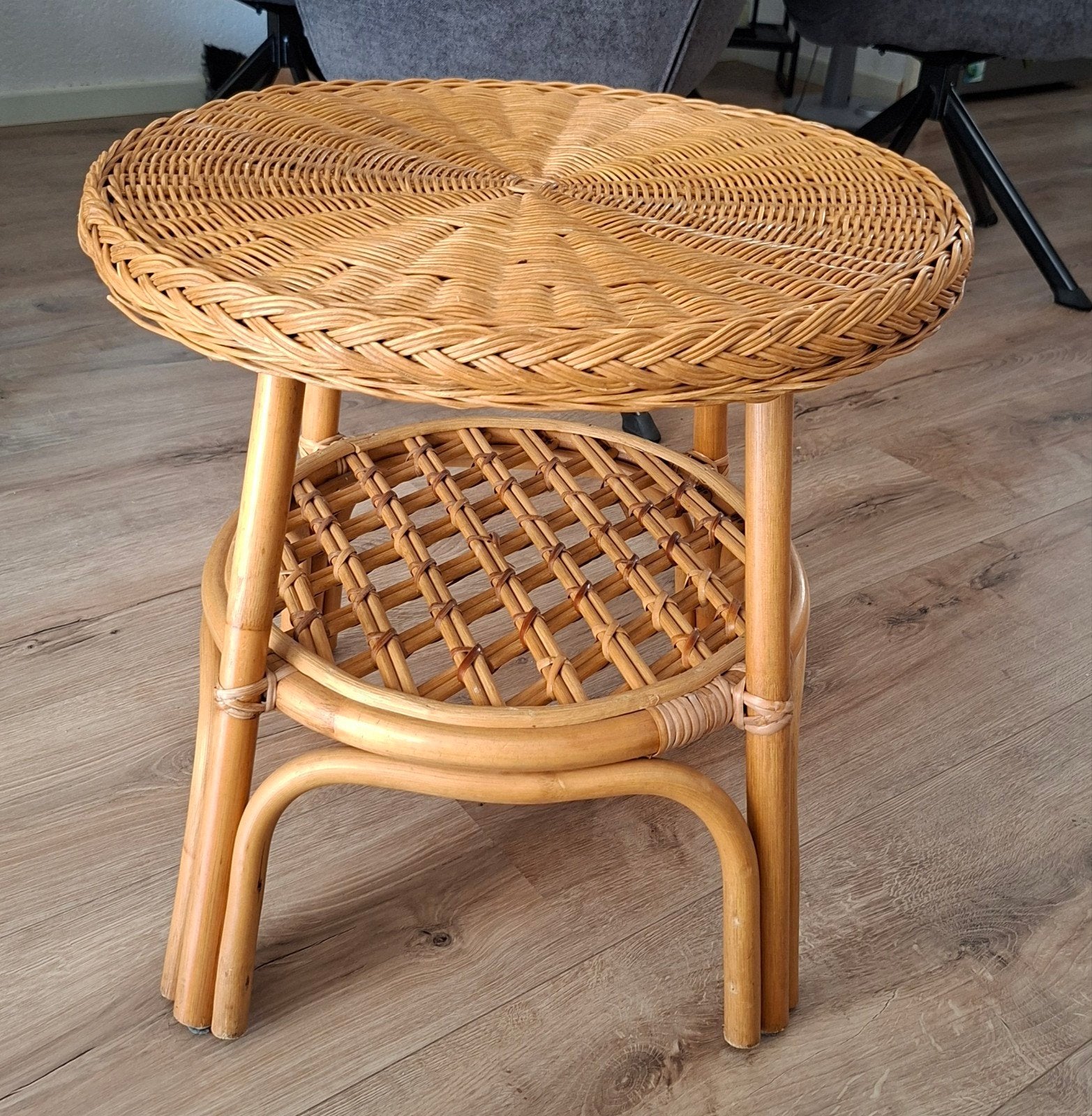 Mooi Rotan Tafeltje, Huis en Inrichting, Tafels | Bijzettafels, Ophalen, Rond, Minder dan 55 cm, 45 tot 60 cm