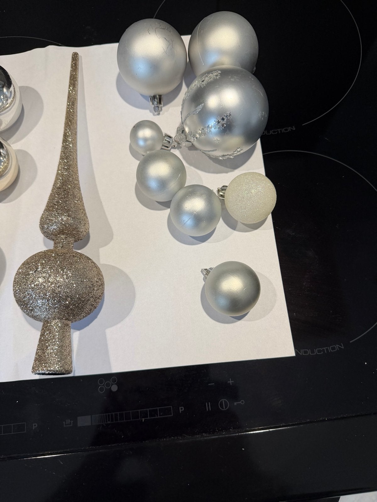 Lot plastic kerstballen zilver en glitter met piek, Ophalen